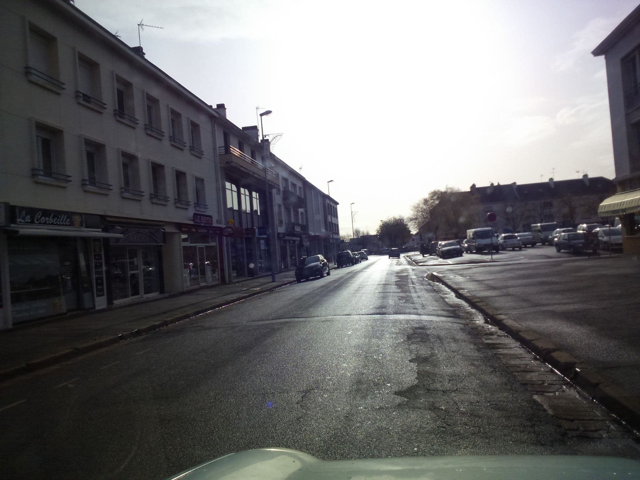 Street view near Saint-Louis, Saint-Nazaire — © djoman (CC BY-SA · Mapillary)