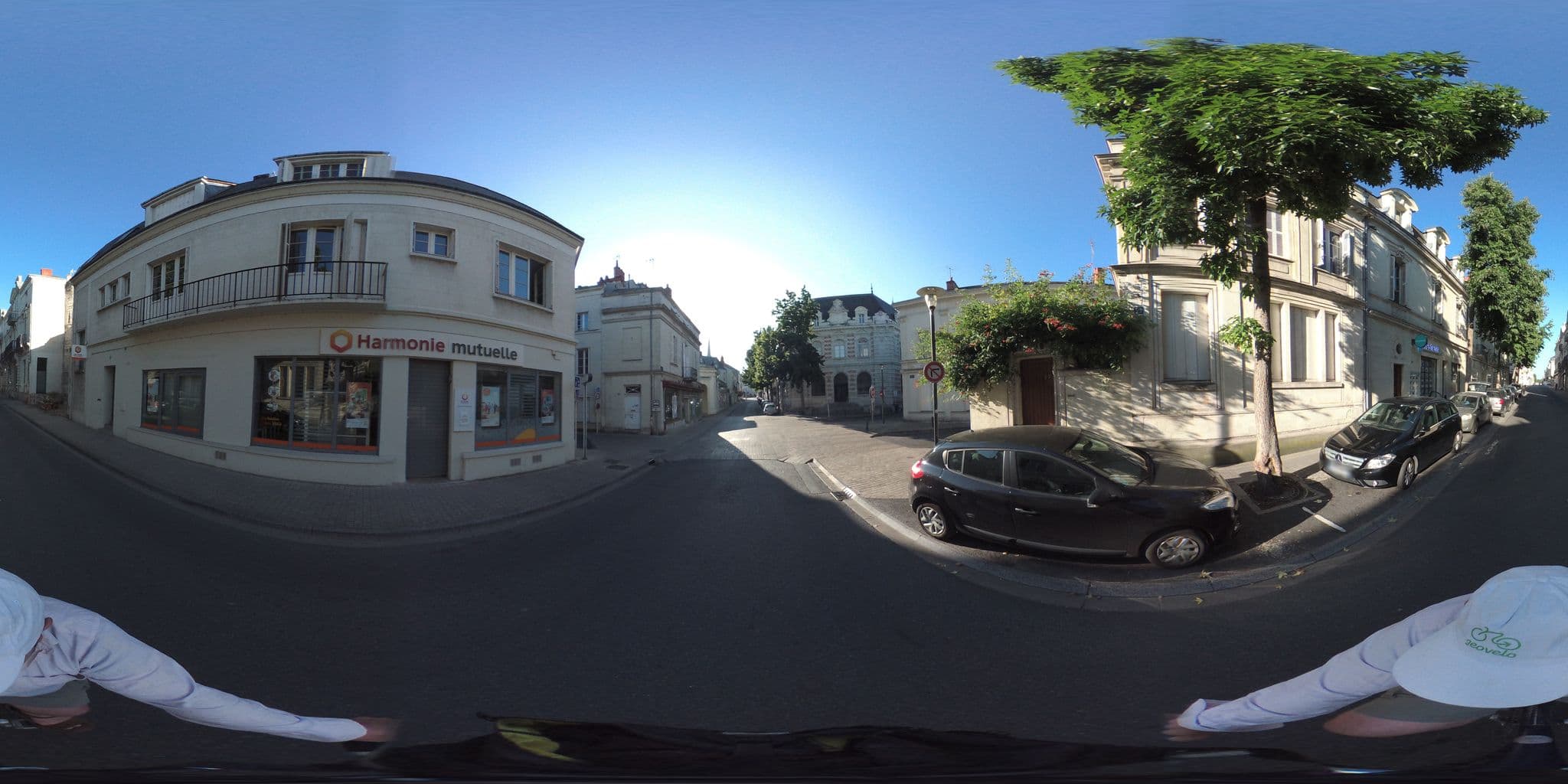 Street view near CasaNova, Saumur — © geovelo (CC BY-SA · Mapillary)