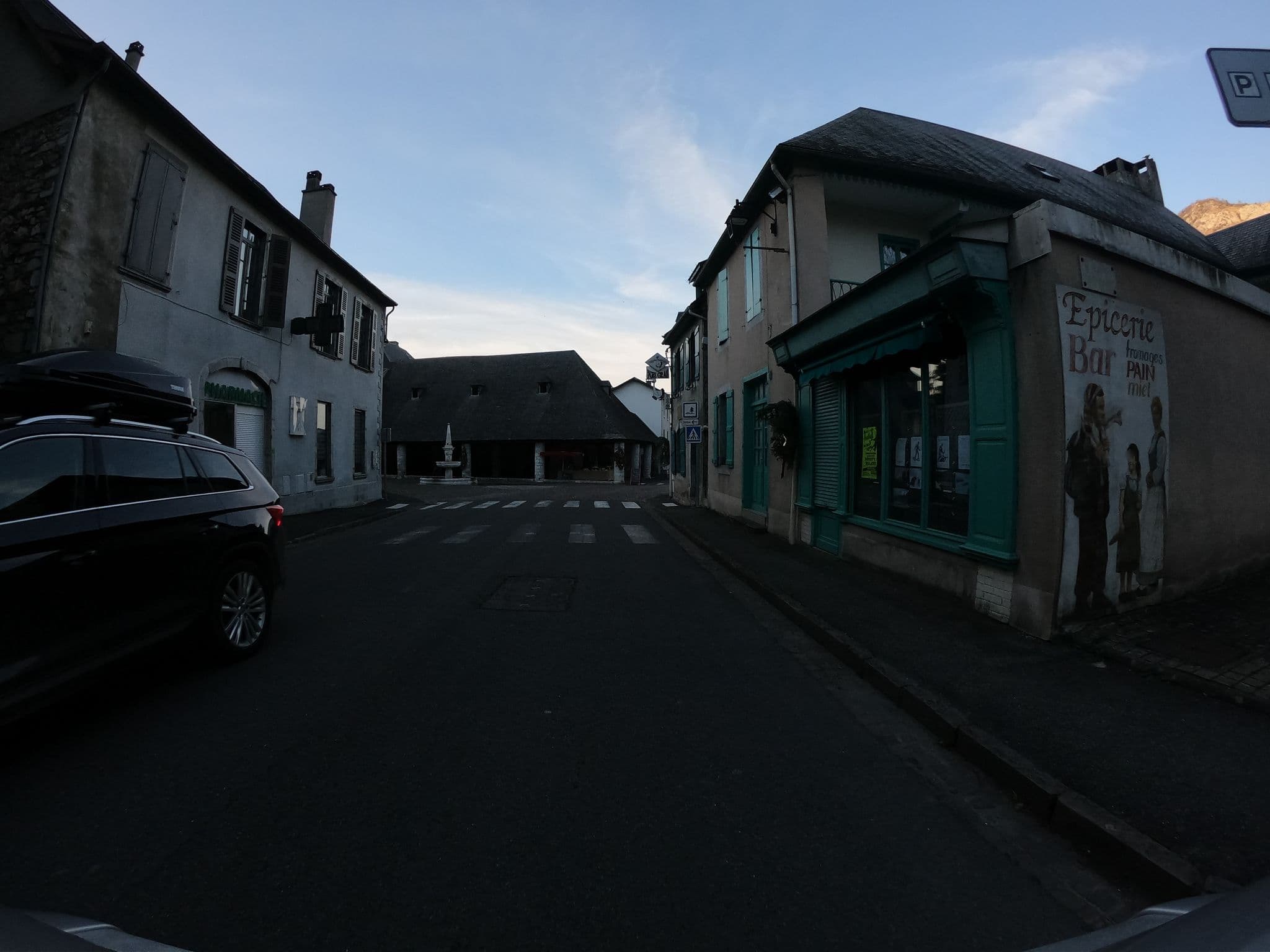 Street view near Châlet Hôtel, Campan — © joostjakob (CC BY-SA · Mapillary)
