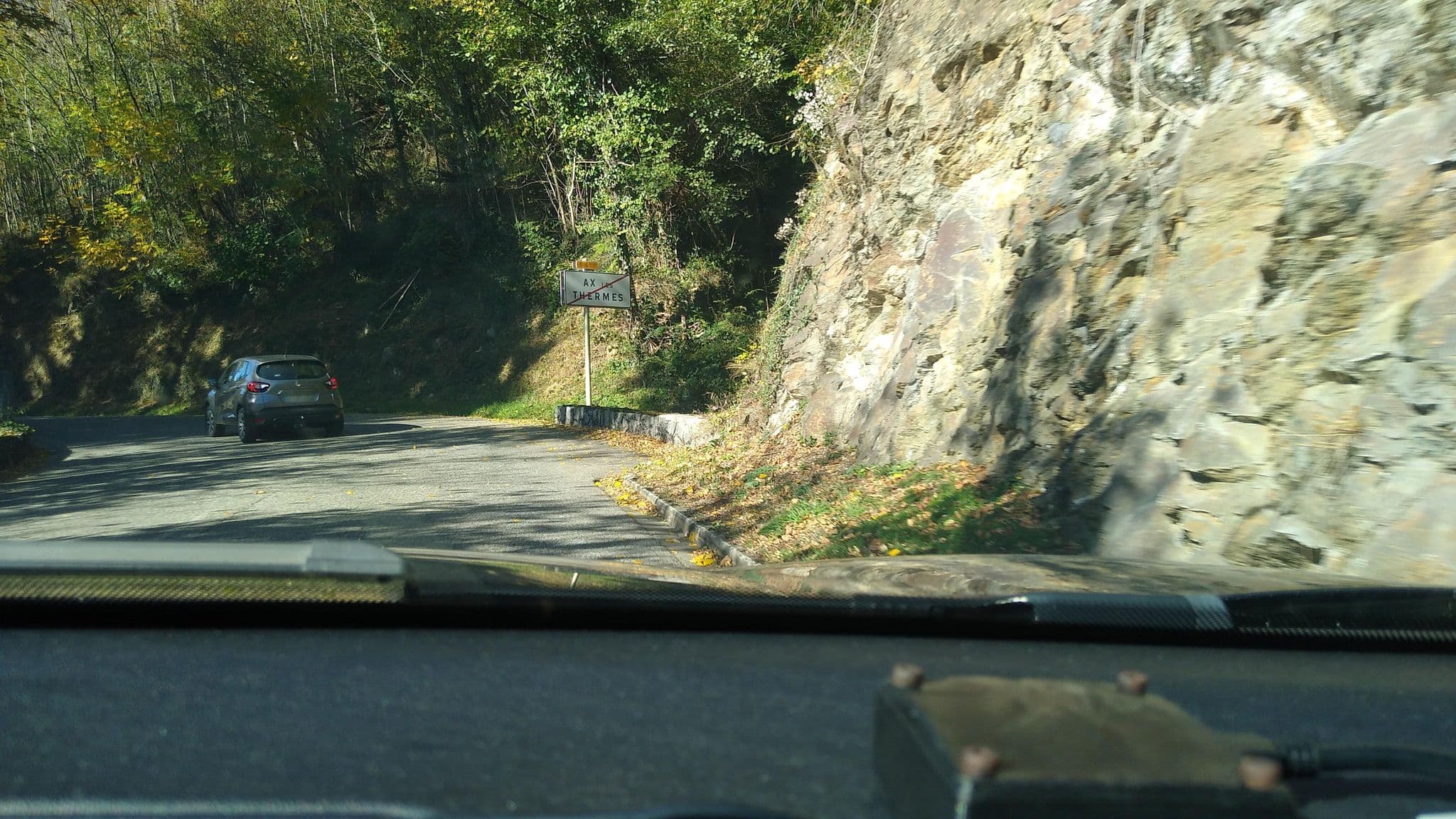 Street view near LES GARDEILLES, Ax-les-Thermes — © rhum (CC BY-SA · Mapillary)
