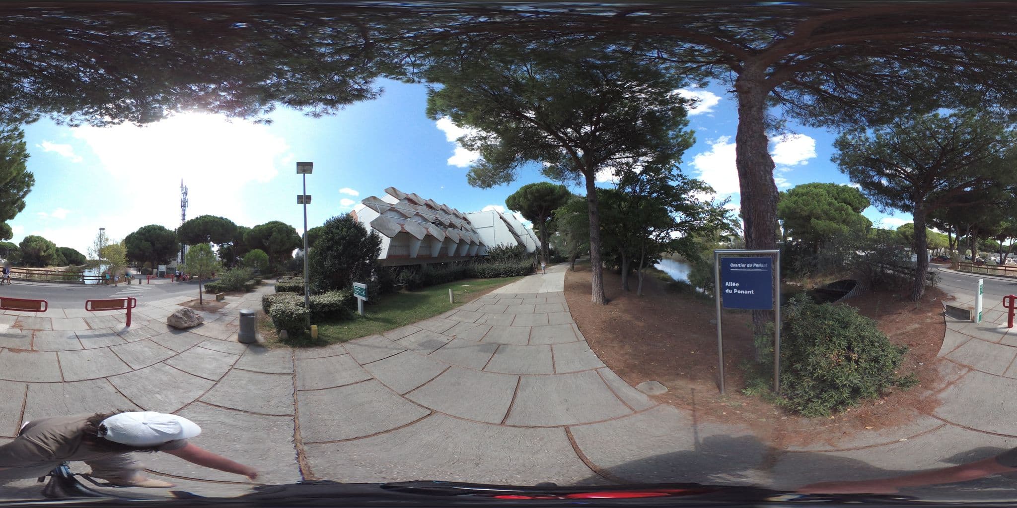 Street view near Belambra Clubs, La Grande-Motte — © geovelo (CC BY-SA · Mapillary)