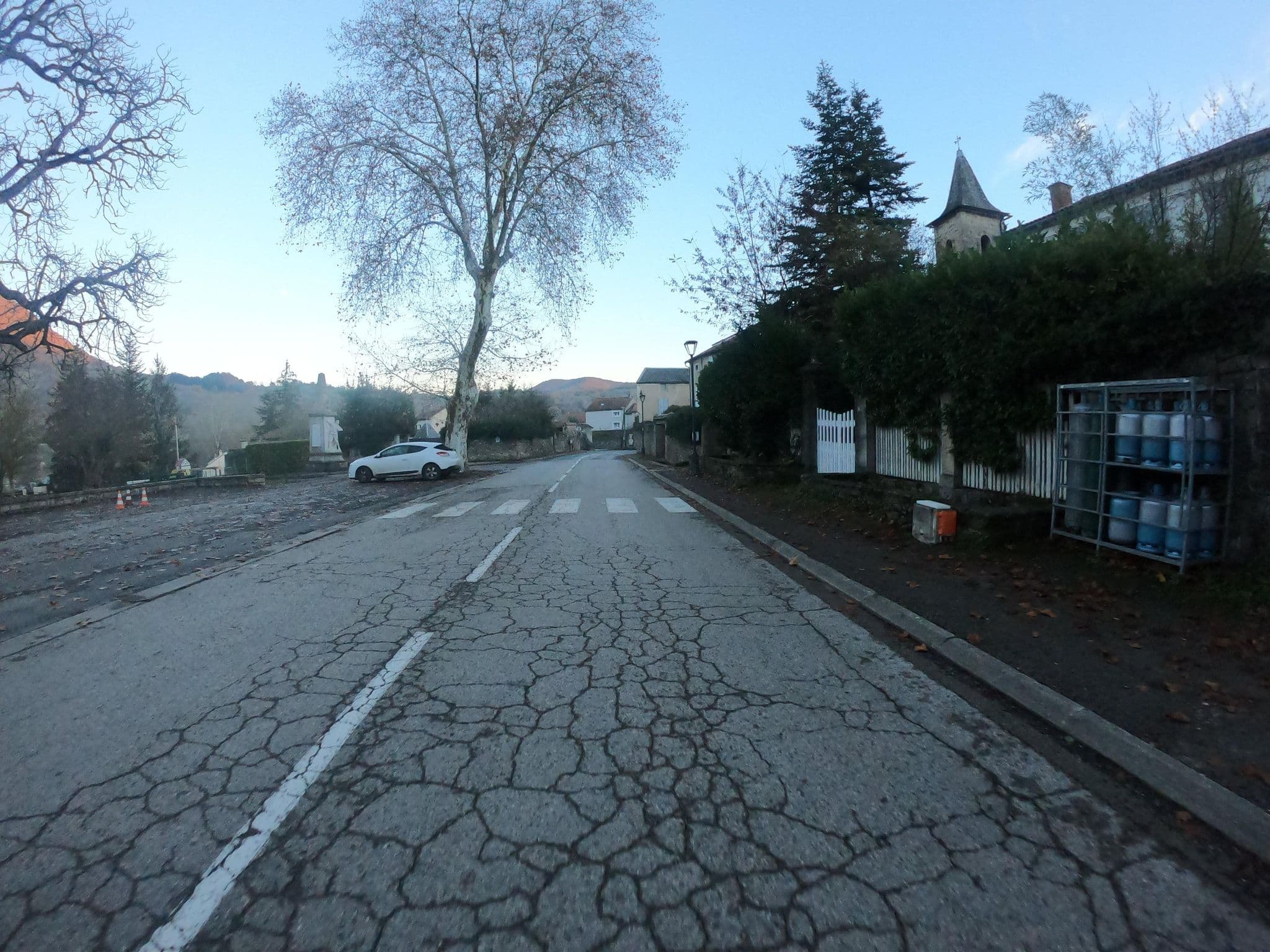 Street view near Gîte, La Cavalerie — © joostjakob (CC BY-SA · Mapillary)