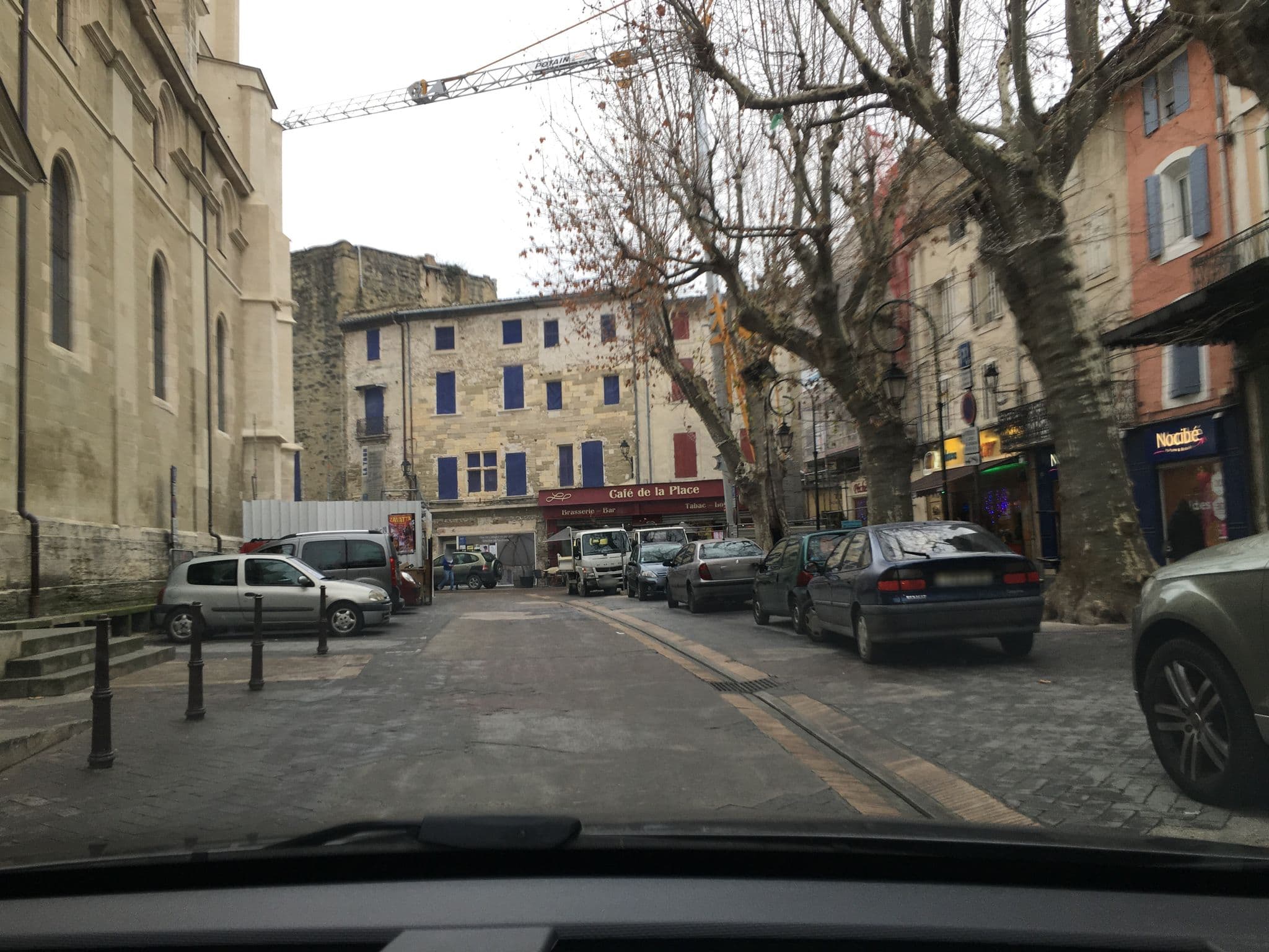 Street view near La Prévôté, L'Isle-sur-la-Sorgue — © mickael_v (CC BY-SA · Mapillary)