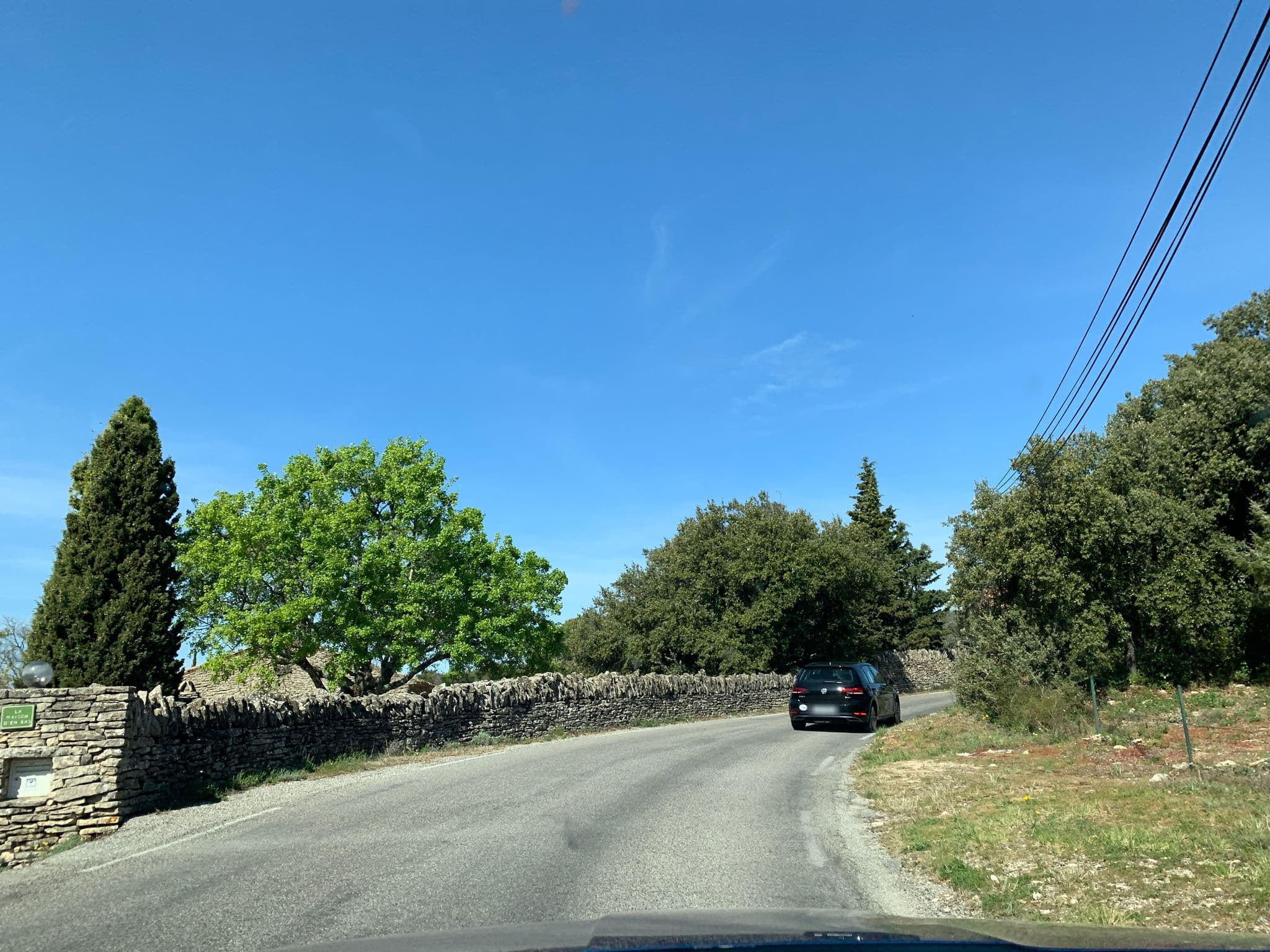 Street view near Mas des Romarins, The Originals Relais (Relais du Silence), Gordes — © multimaze (CC BY-SA · Mapillary)