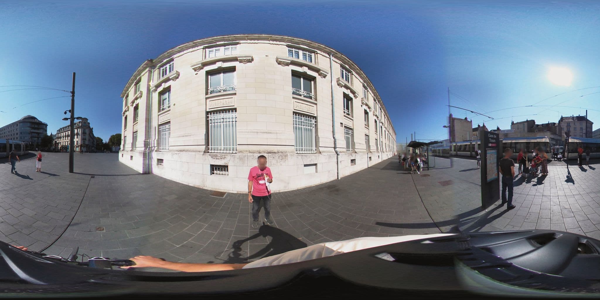 Street view near Hotel Terminus, Tours — © monsieur_a (CC BY-SA · Mapillary)