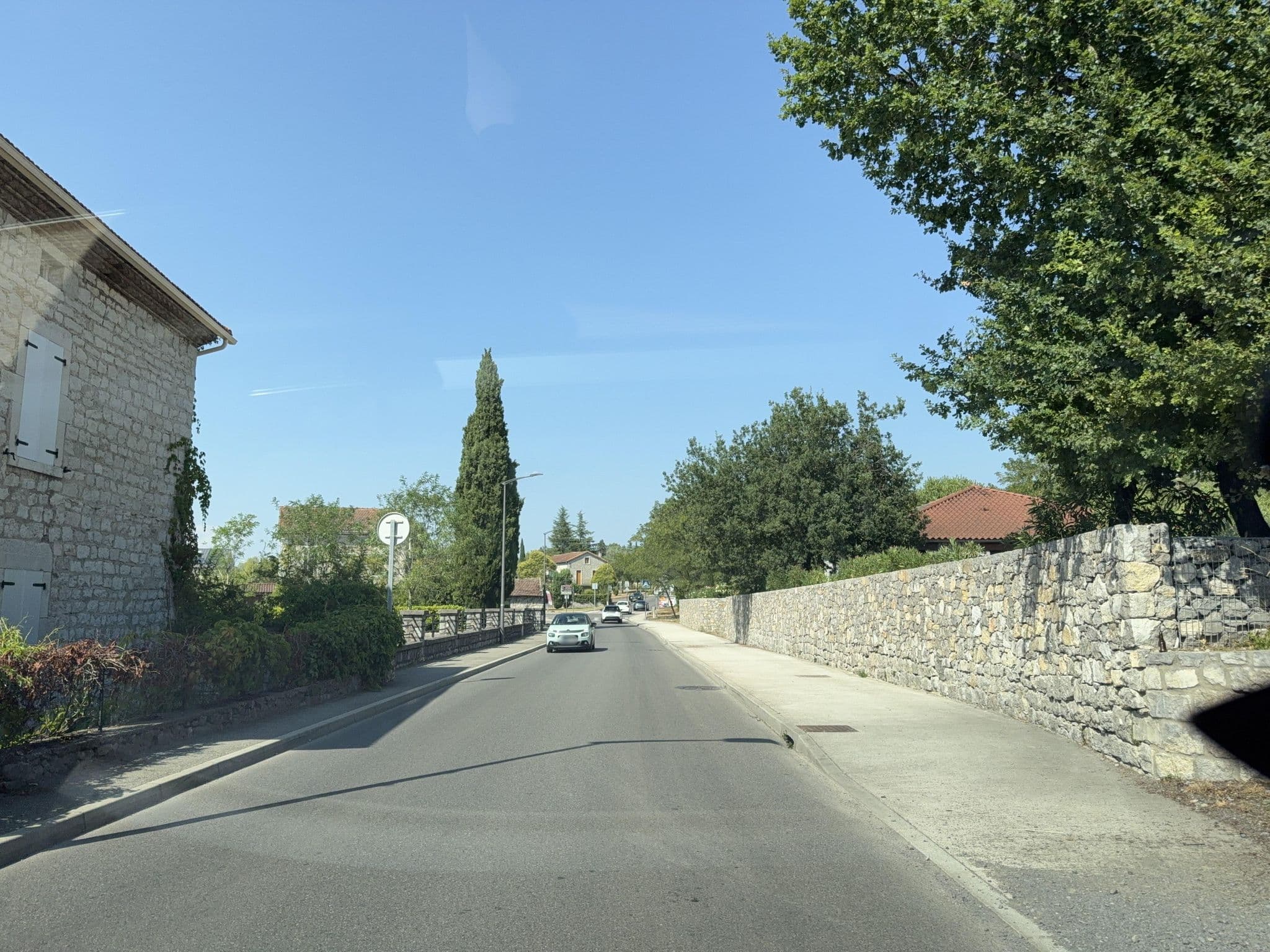 Street view near Auberge 4x4, Ruoms — © ottor (CC BY-SA · Mapillary)