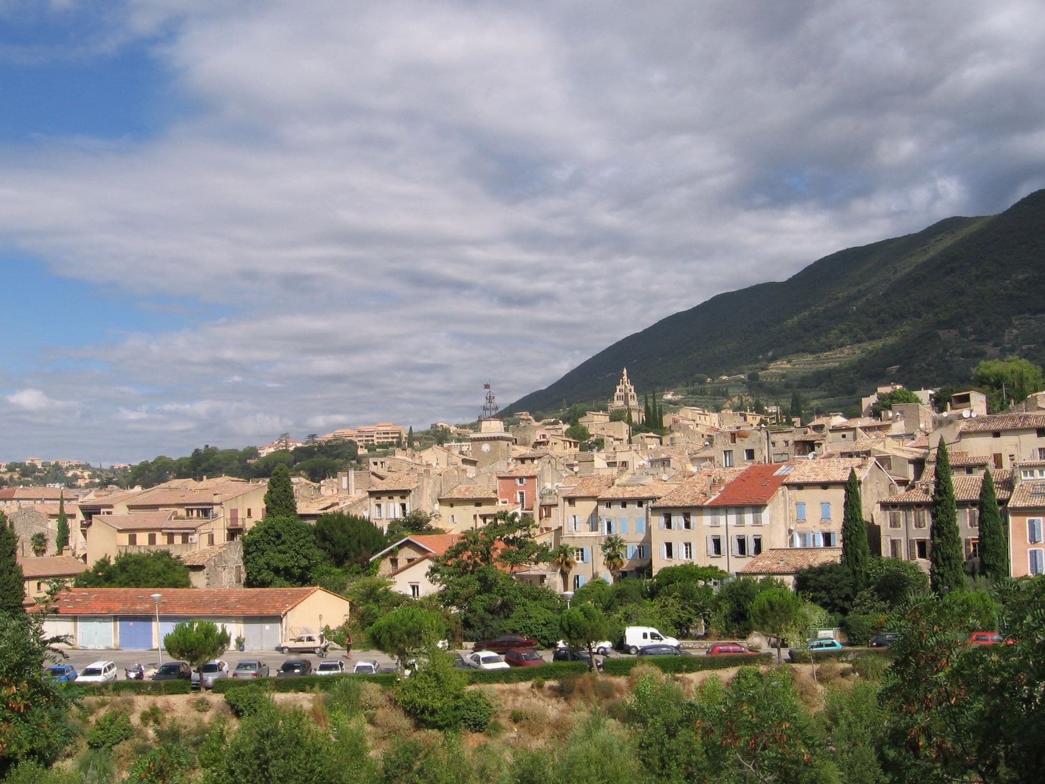 Street view near Maison Perce-Neige, Nyons — © micmin1972 (CC BY-SA · Mapillary)