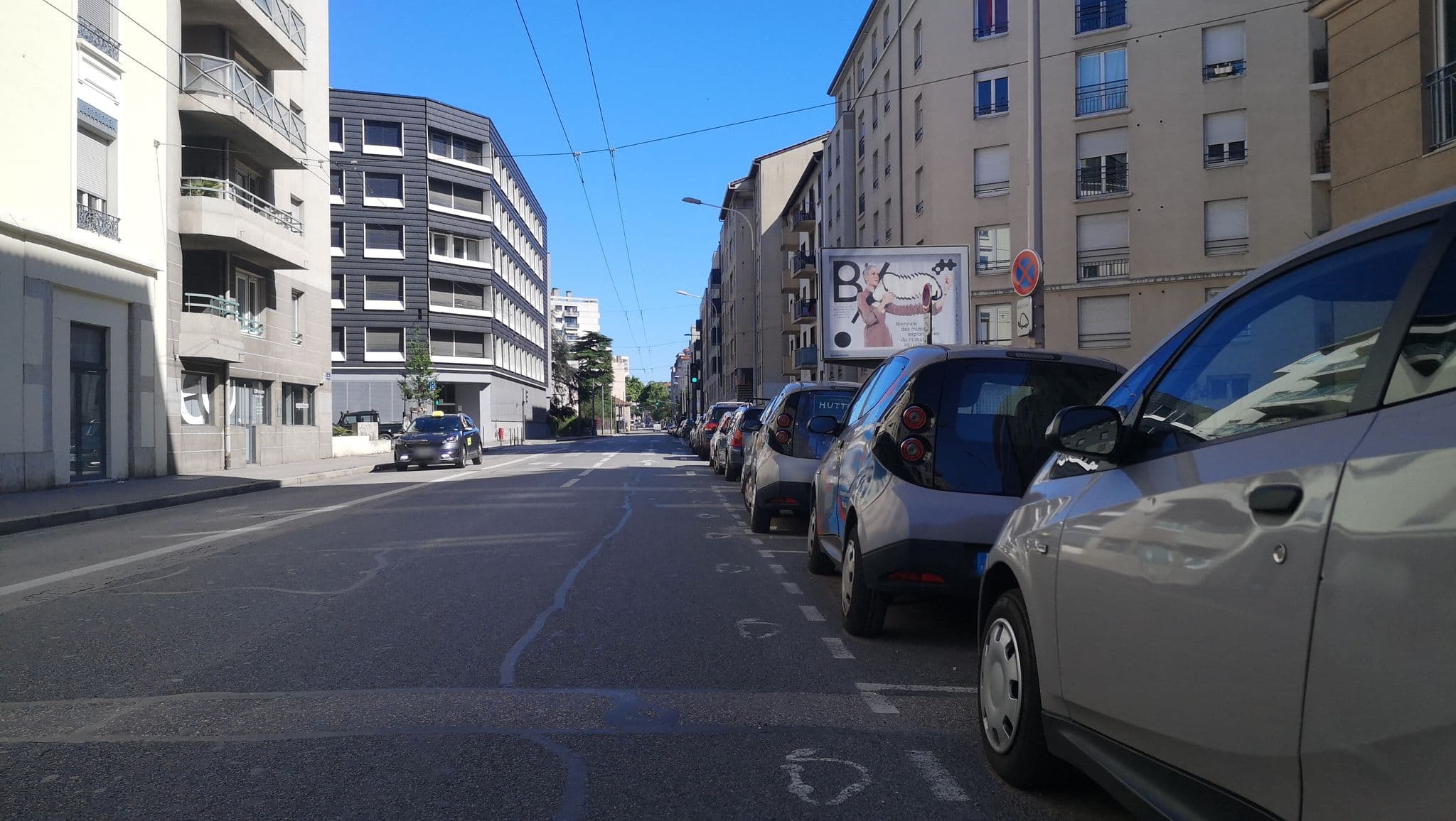 Street view near Ibis Como, Lyon 03 — © blueberry (CC BY-SA · Mapillary)