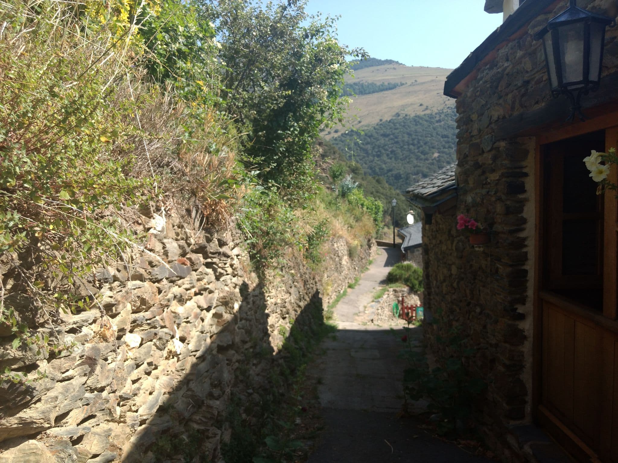 Street view near Gîte d'étape Les Ocells, Vernet-les-Bains — © yod4z (CC BY-SA · Mapillary)