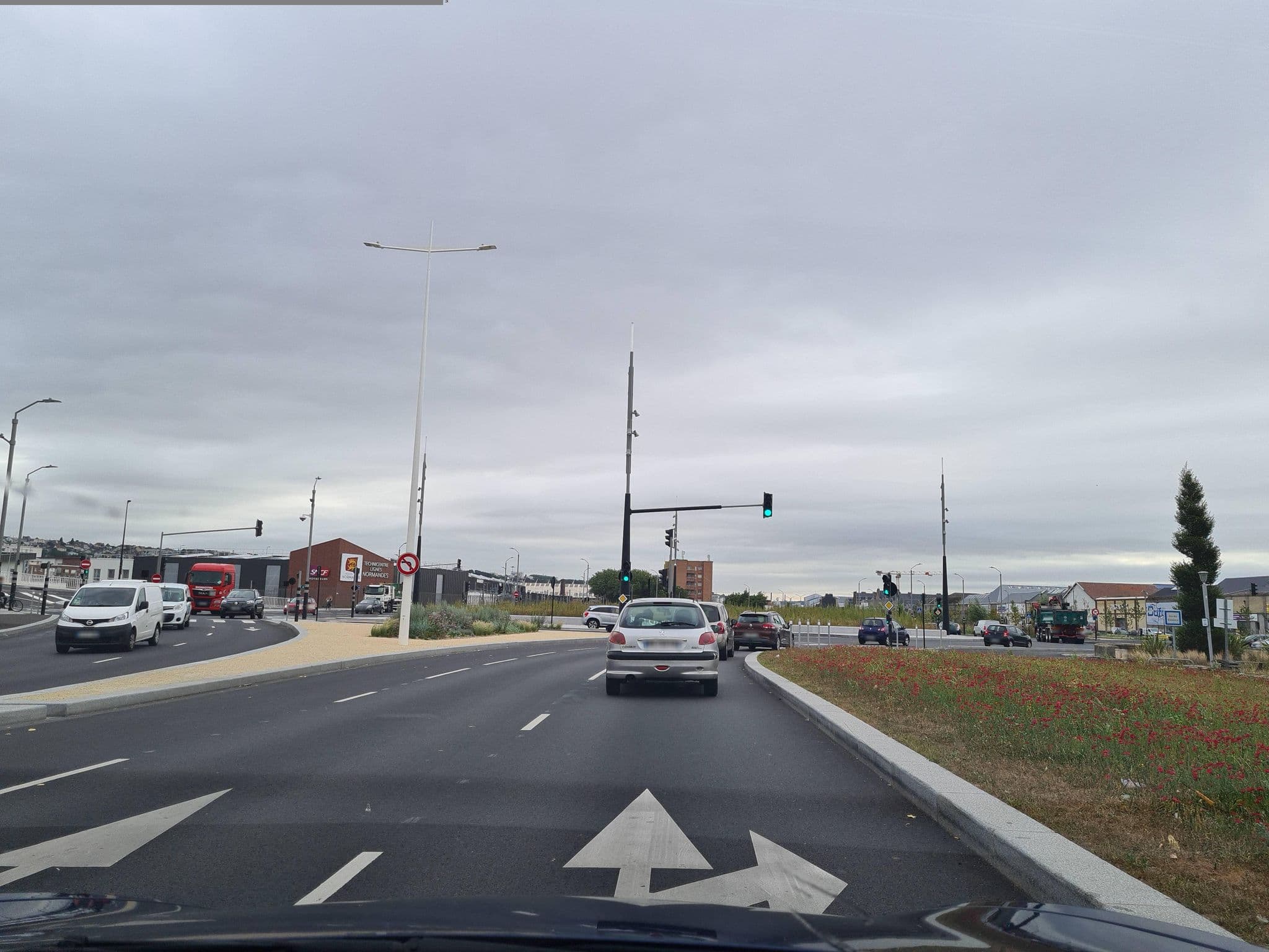 Street view near B!rgit Hotel, Le Havre — © kino (CC BY-SA · Mapillary)