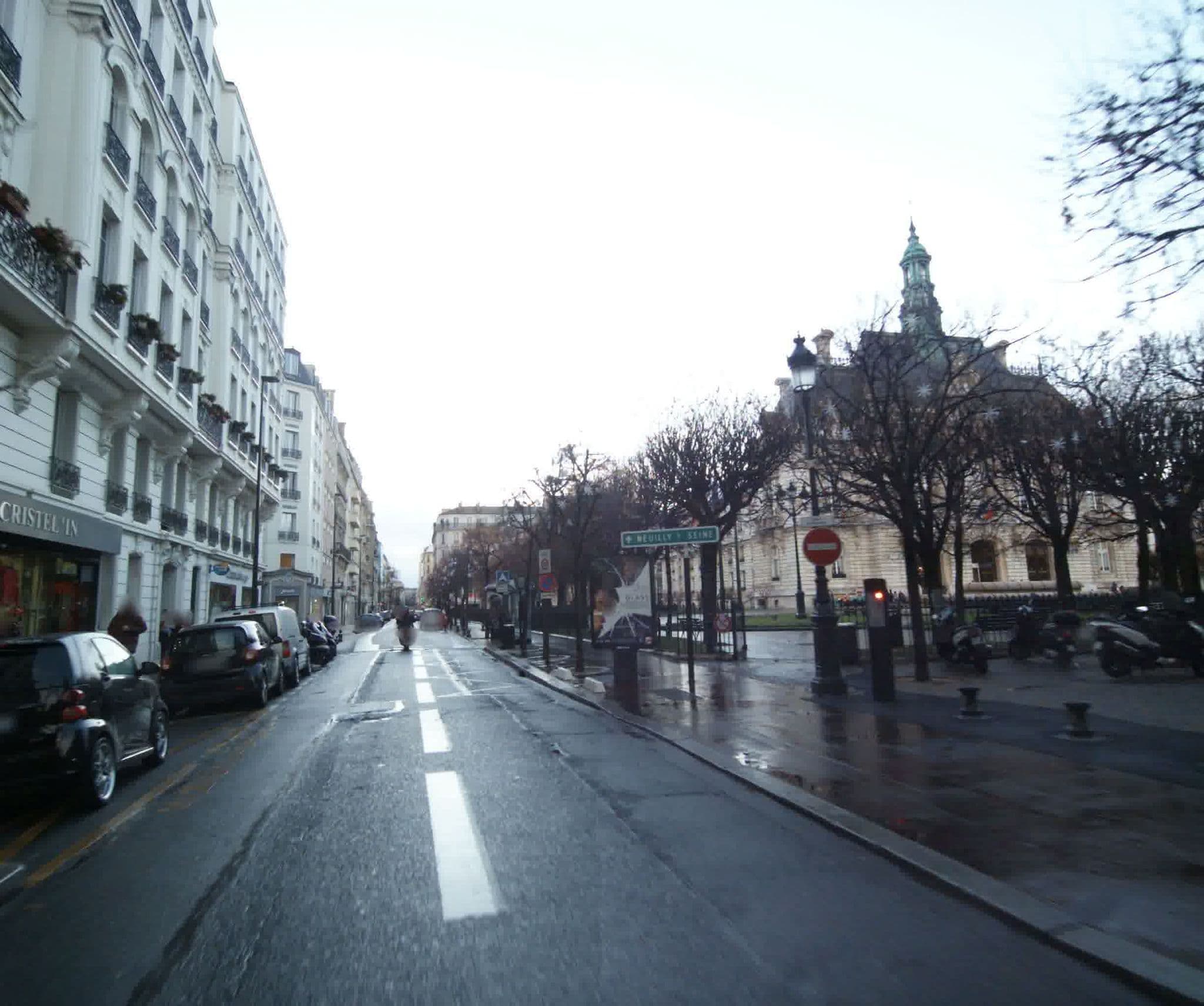 Street view near Hôtel de ville, Levallois-Perret — © sogefi (CC BY-SA · Mapillary)