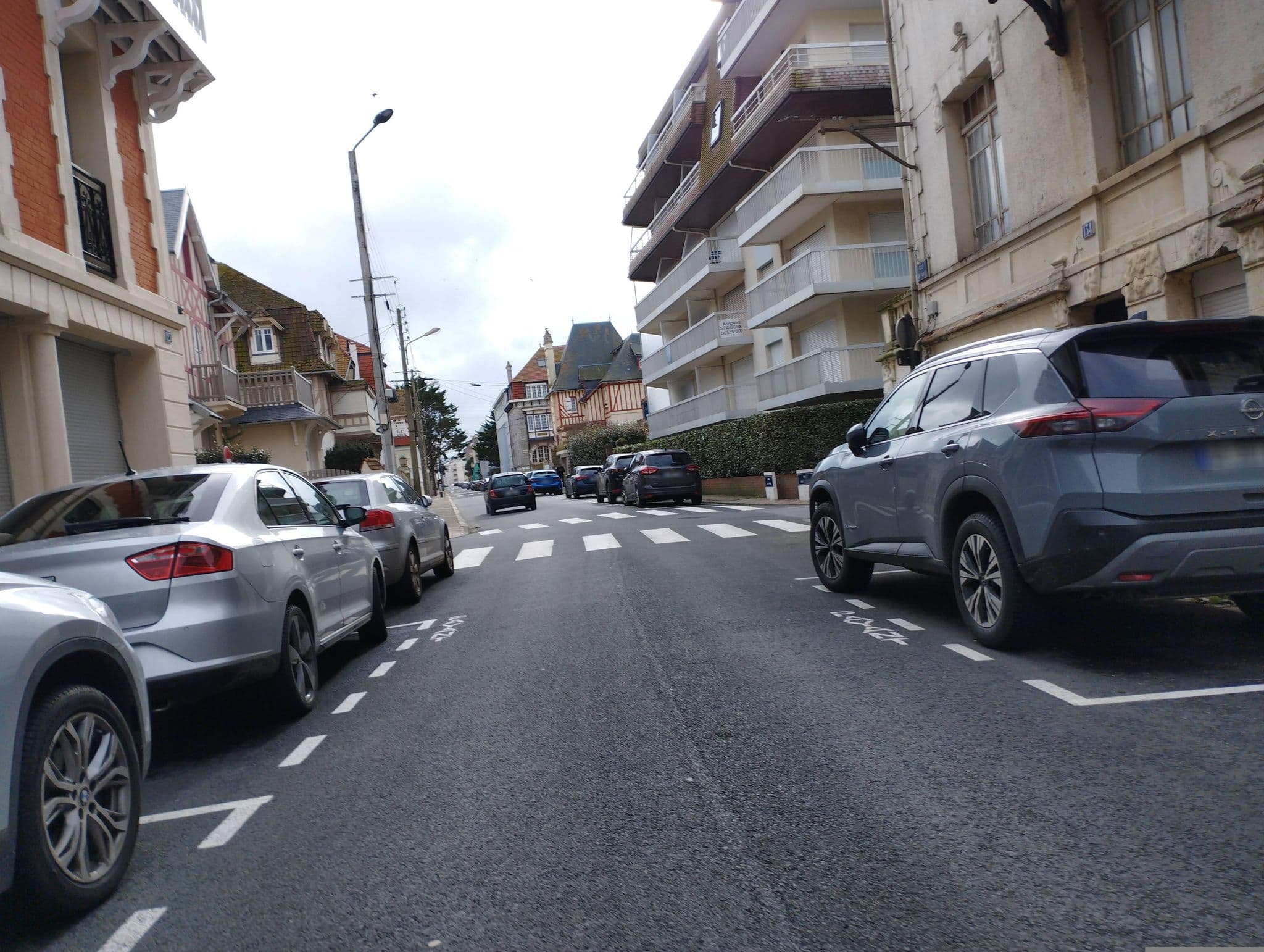 Street view near Hotel Gaspard, Le Touquet-Paris-Plage — © kritic (CC BY-SA · Mapillary)