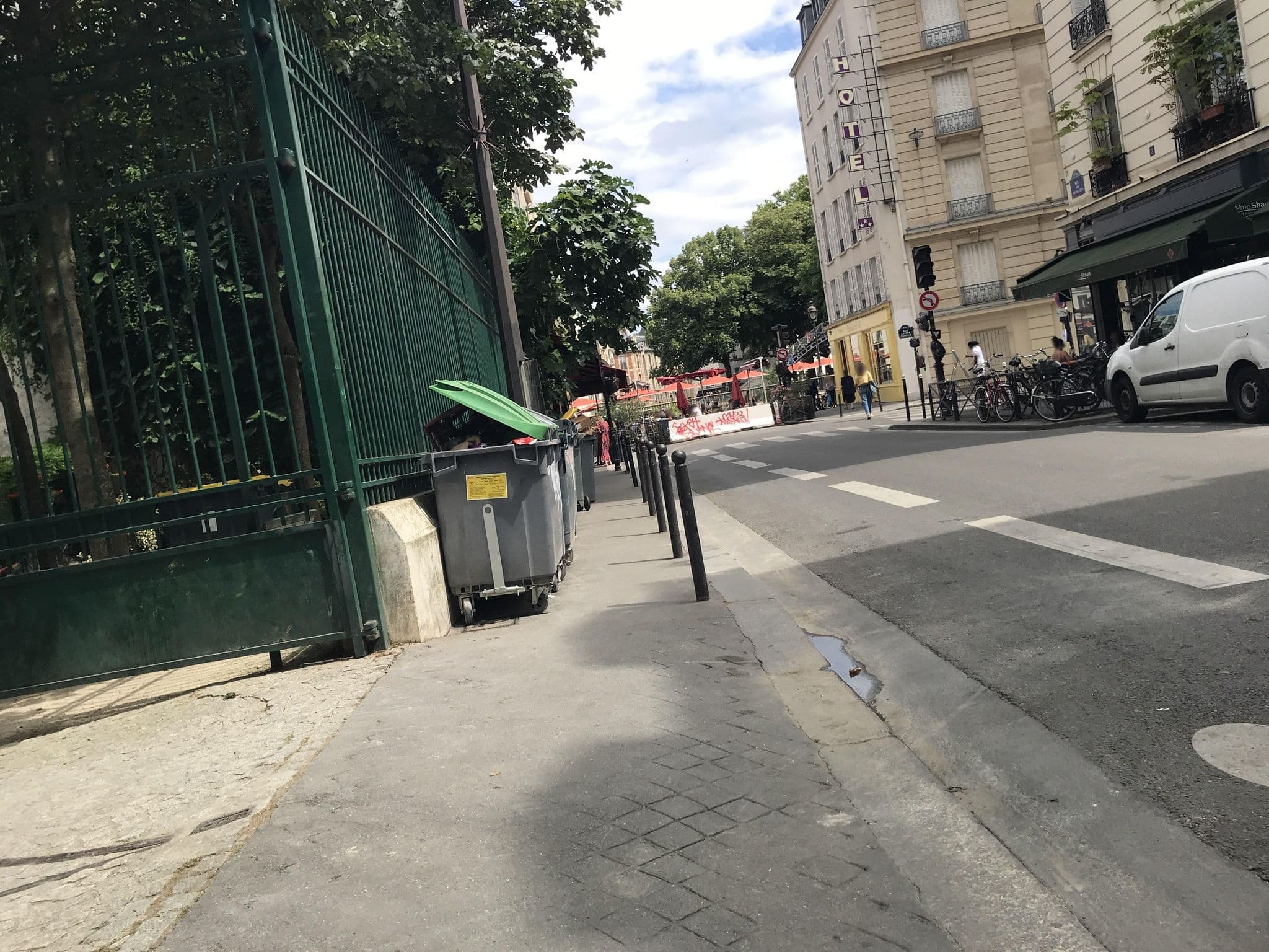 Street view near Waytostay, Paris 10e Arrondissement — © miguel_andrade (CC BY-SA · Mapillary)