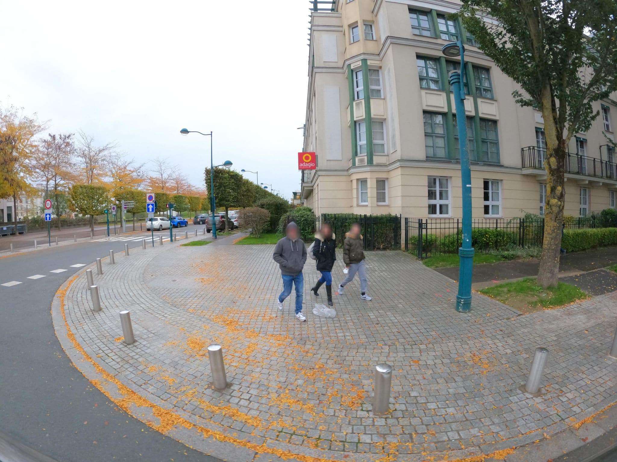 Street view near Adagio Val d'Europe, Serris — © stephanep (CC BY-SA · Mapillary)