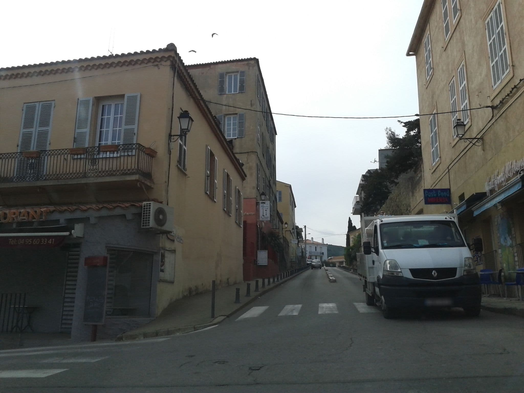 Street view near Residence Sci Posidonie, L'Île-Rousse — © momix (CC BY-SA · Mapillary)