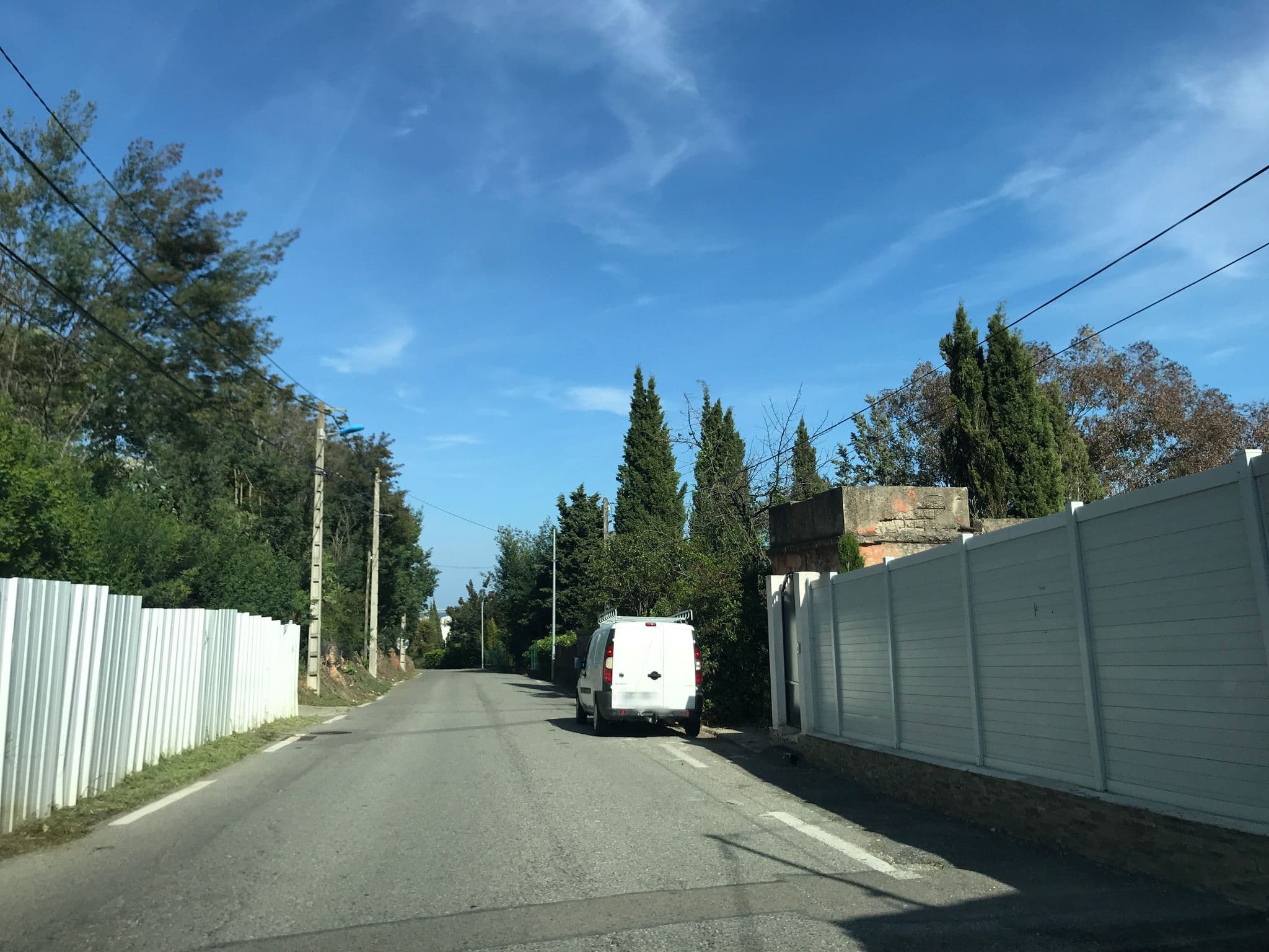 Street view near Hotel Blanche Neige, Mandelieu-la-Napoule — © pgiraud (CC BY-SA · Mapillary)