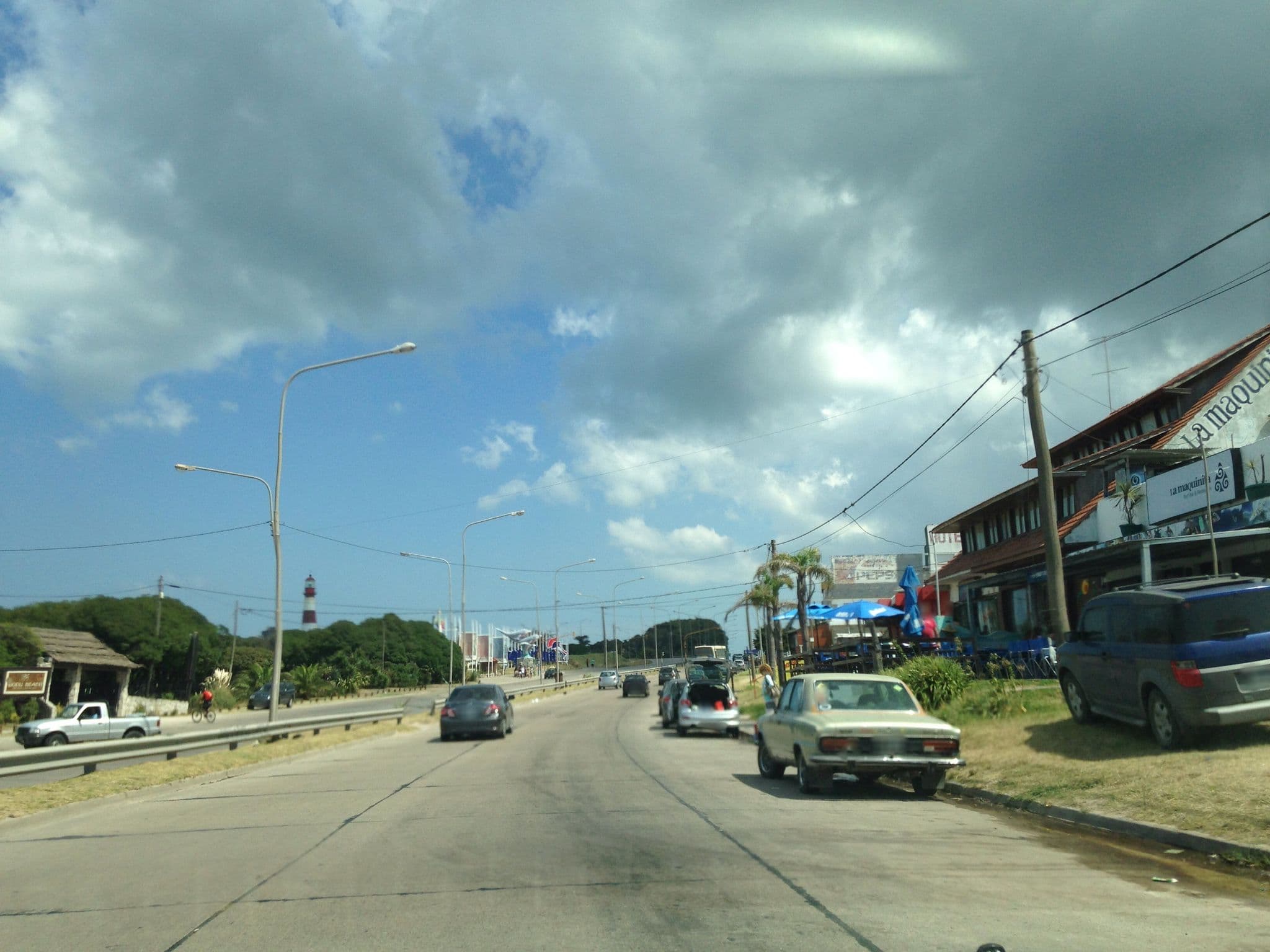 Street view near La Maquinita Surf Hostel, Mar del Plata — © maryann (CC BY-SA · Mapillary)
