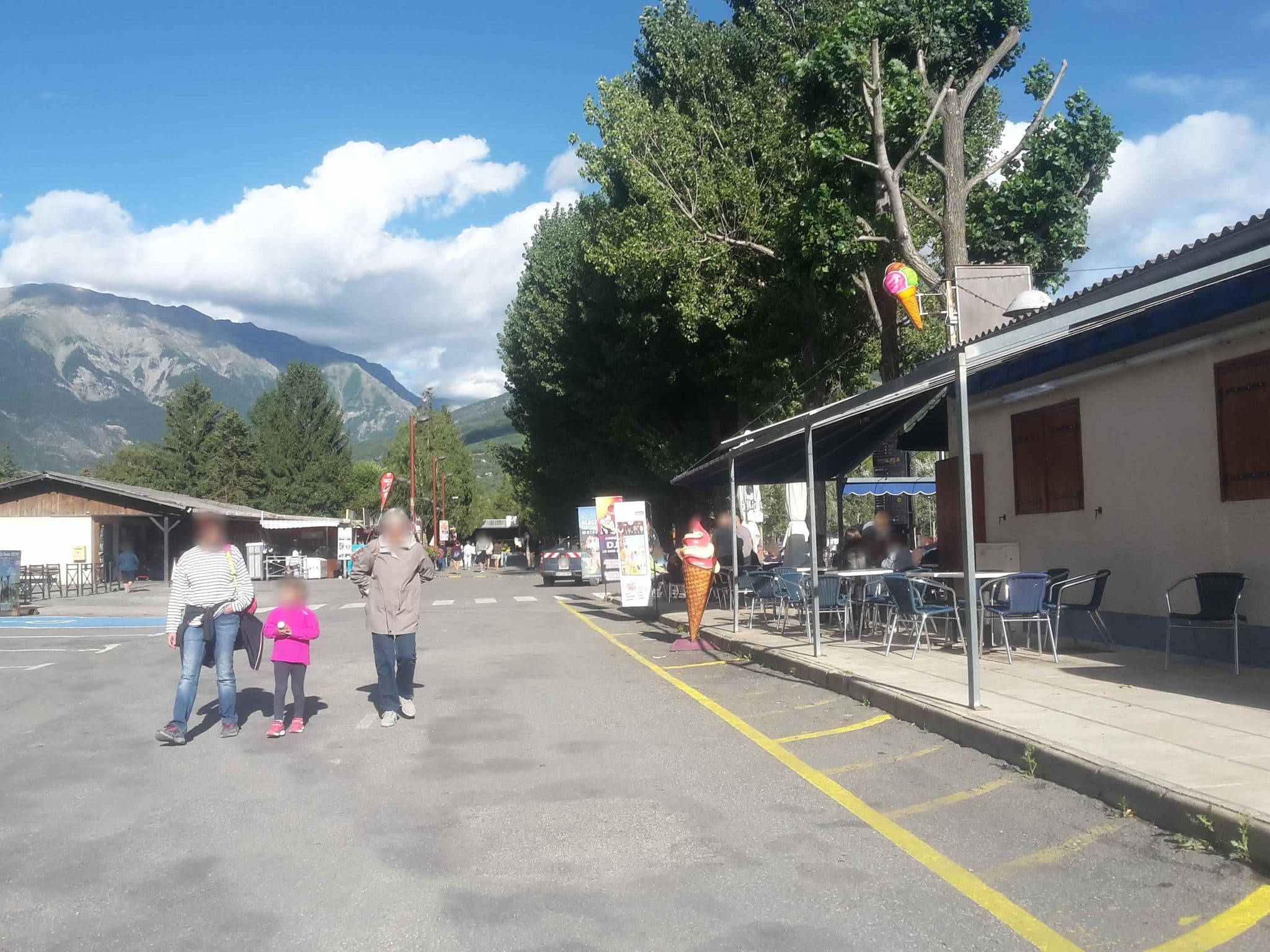 Street view near Camping Municipal la Clapière Embrun, Embrun — © etrimaille (CC BY-SA · Mapillary)