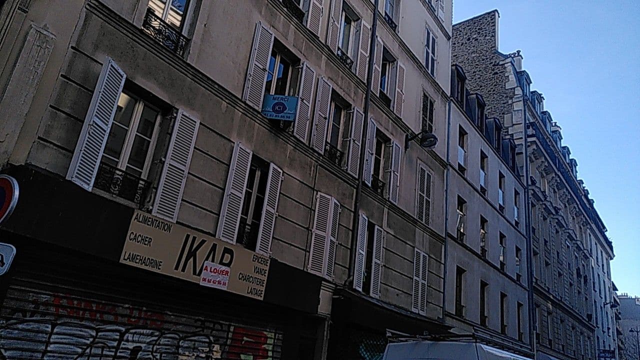 Street view near Ideal Hotel, Folie Méricourt — © britze (CC BY-SA · Mapillary)