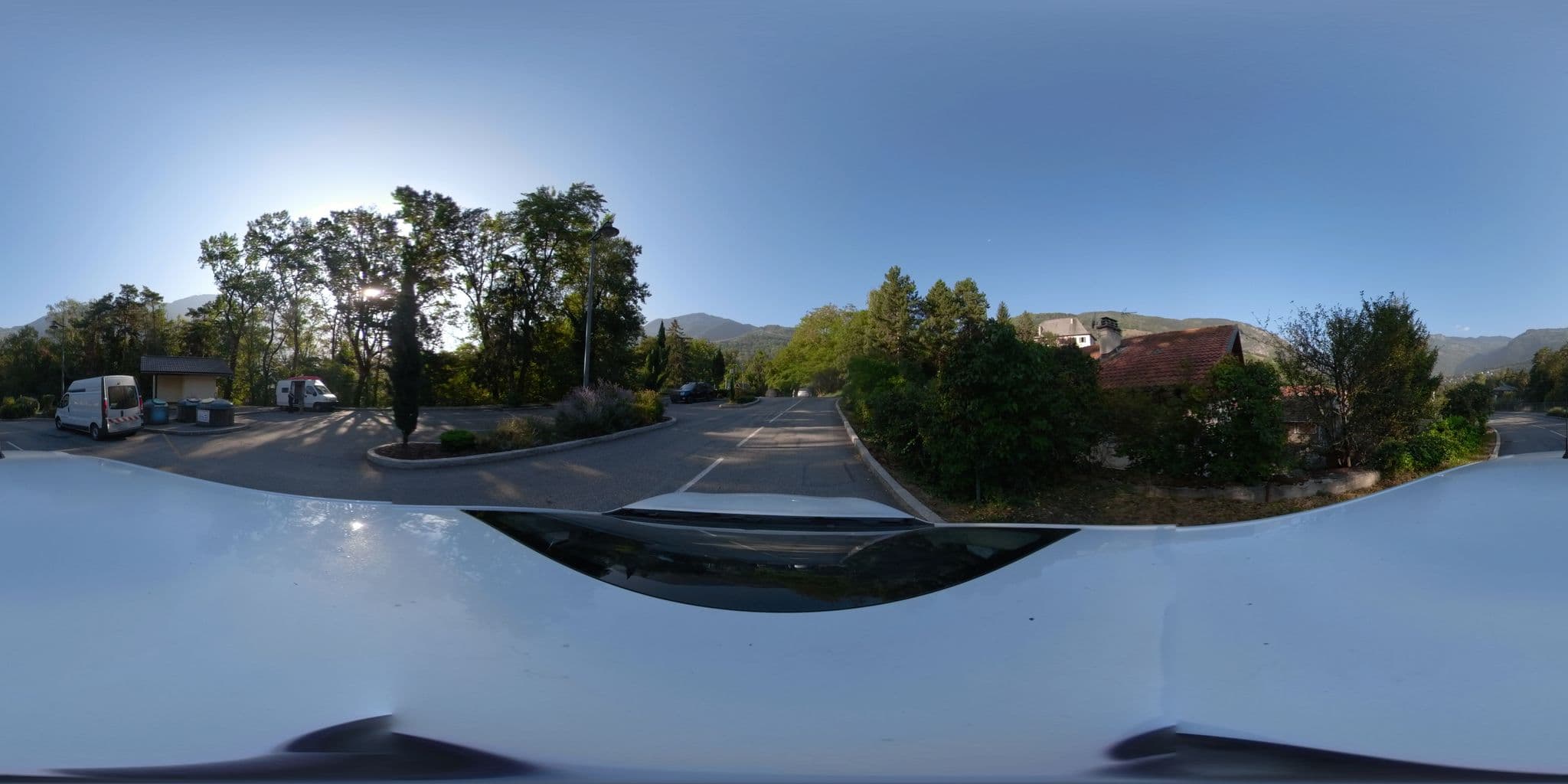 Street view near Le Manoir De Bellecombe, Aigueblanche — © serfim_cit_y (CC BY-SA · Mapillary)