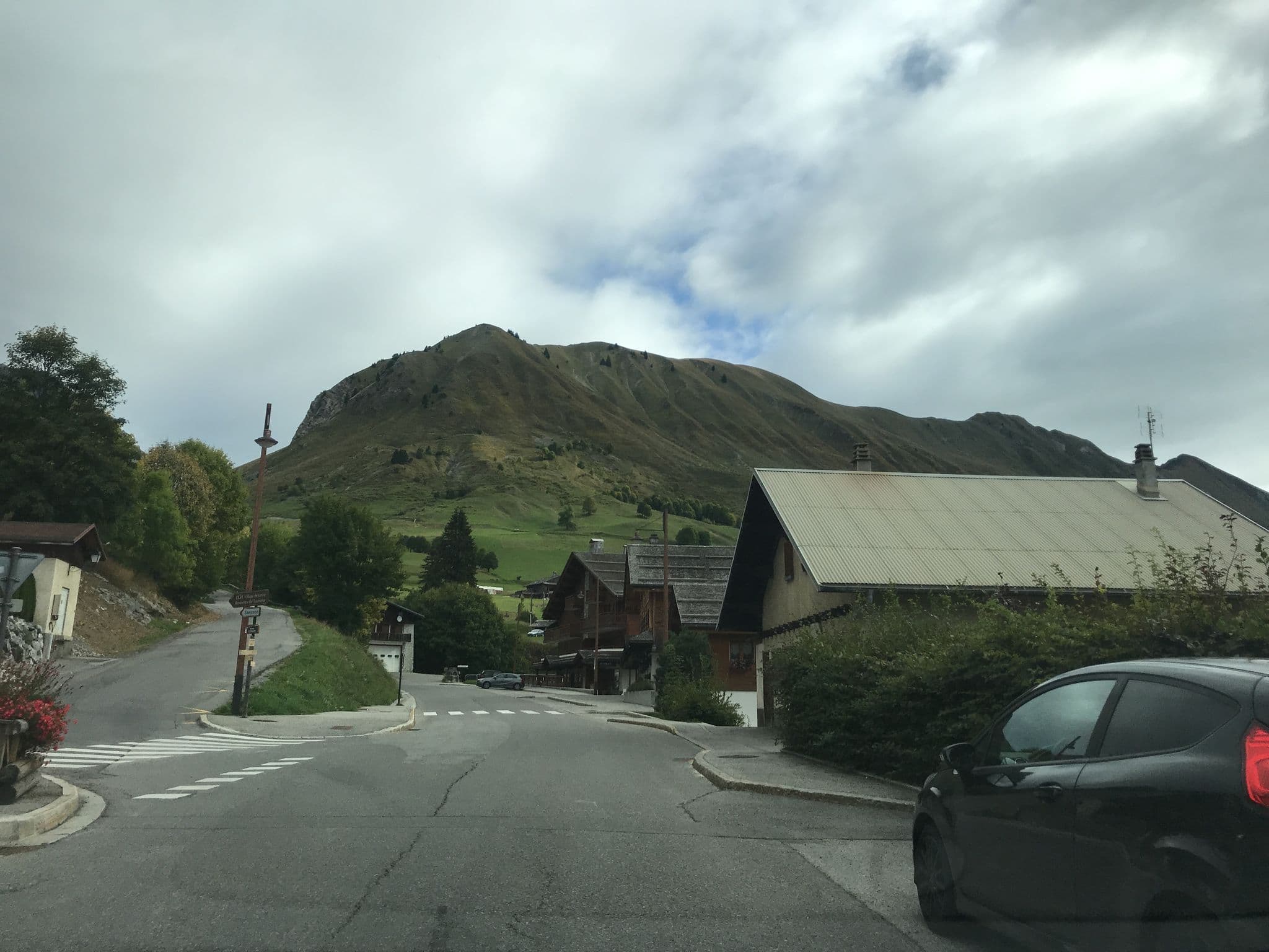 Street view near Les Meublés de Martine, Le Grand-Bornand — © pgiraud (CC BY-SA · Mapillary)