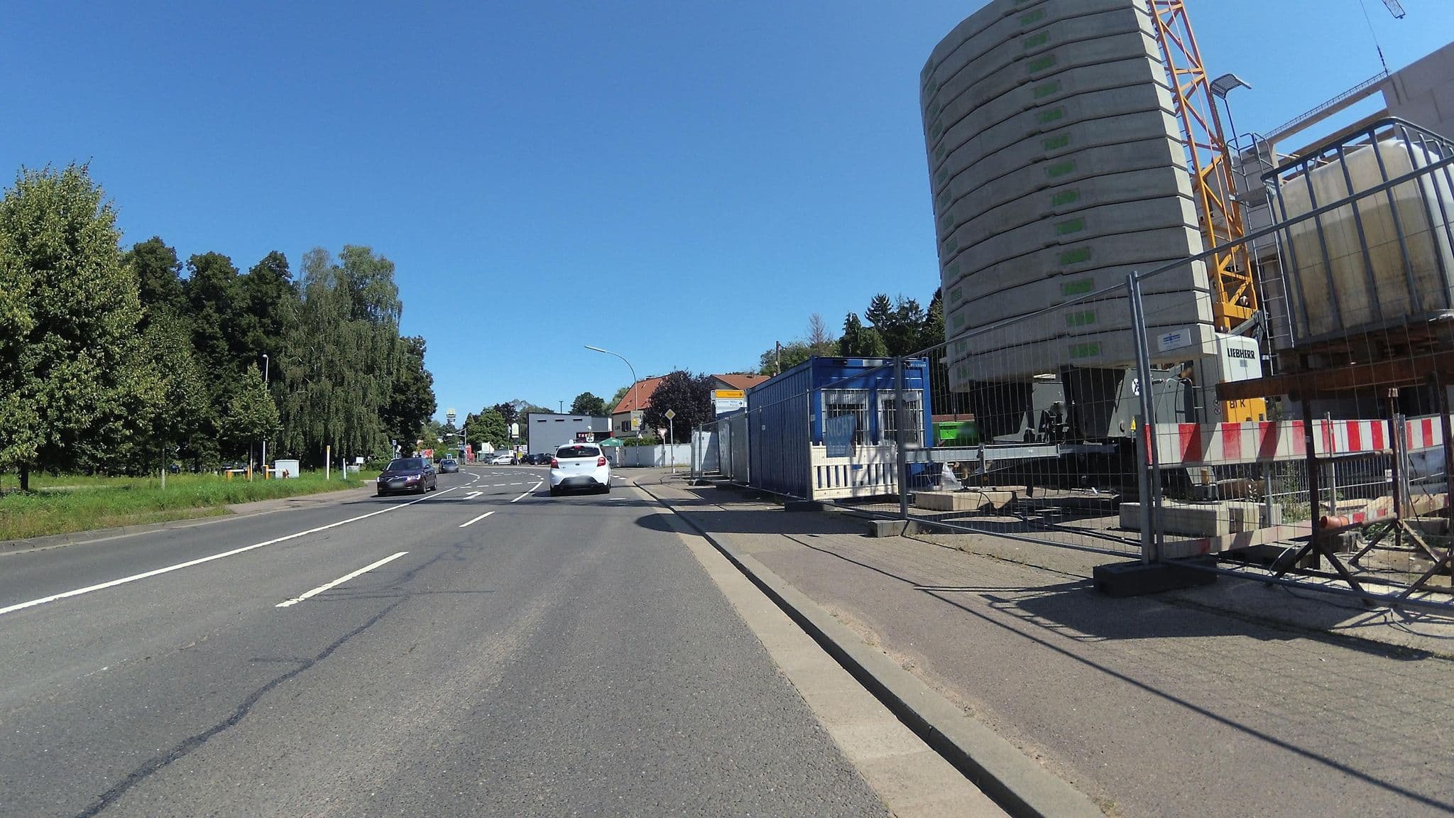 Street view near smart & stay aparthotel saarbrücken, Saarbrücken — © teddy73 (CC BY-SA · Mapillary)