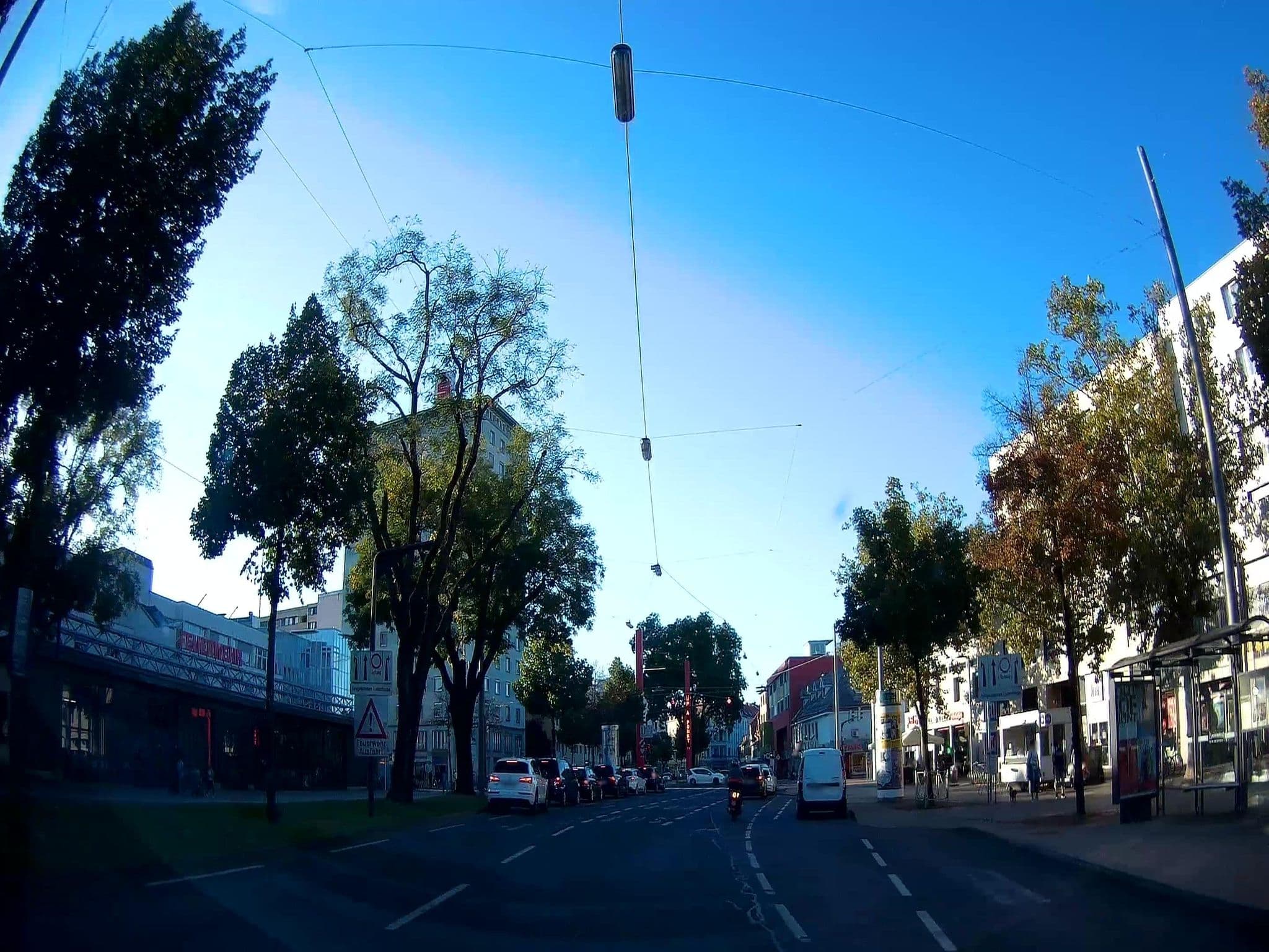 Street view near Hotel Mercure Graz City, Graz — © fuchserl (CC BY-SA · Mapillary)