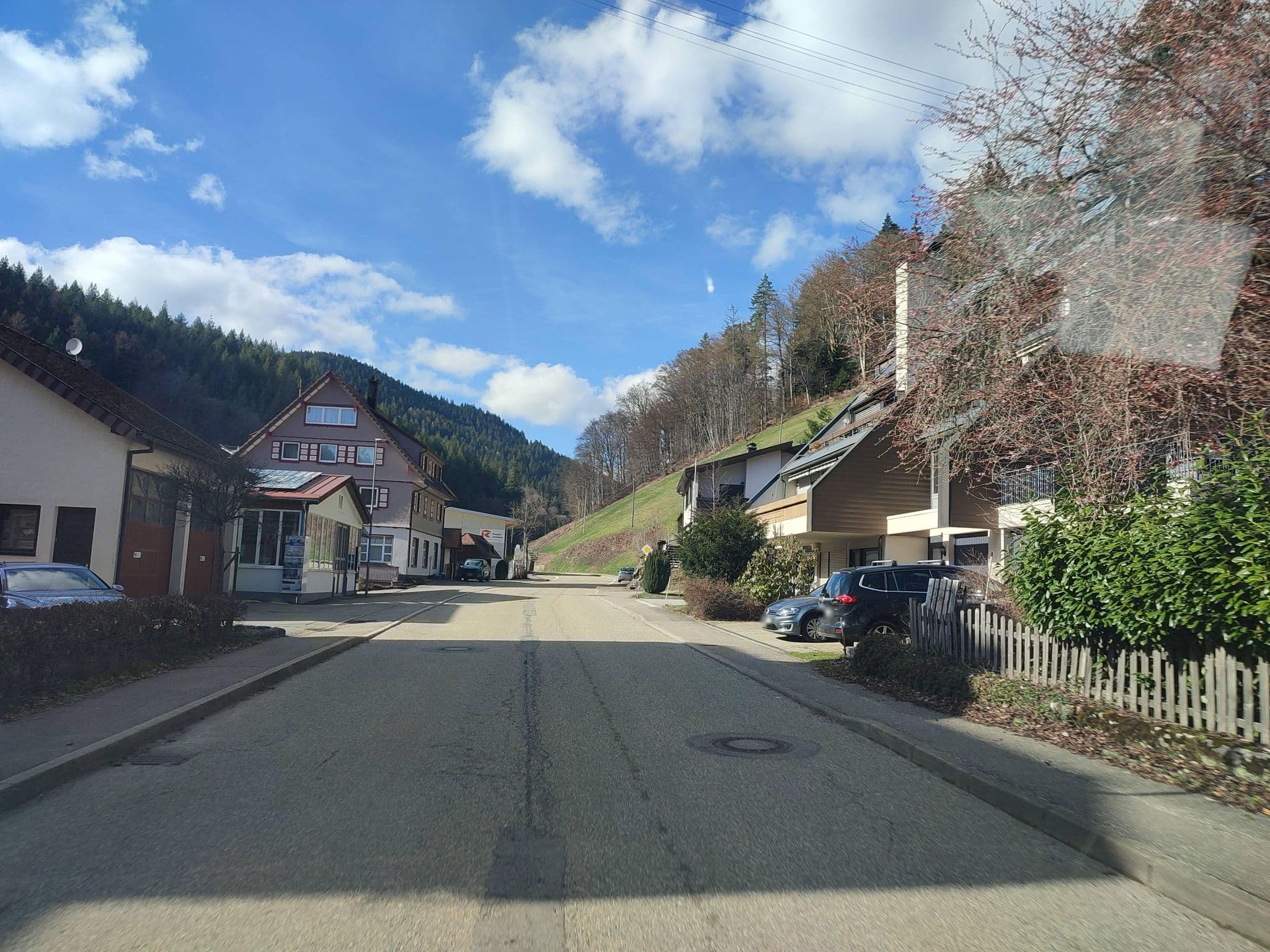 Street view near Haus am Grafenbächle, Bad Rippoldsau-Schapbach — © karthoo (CC BY-SA · Mapillary)