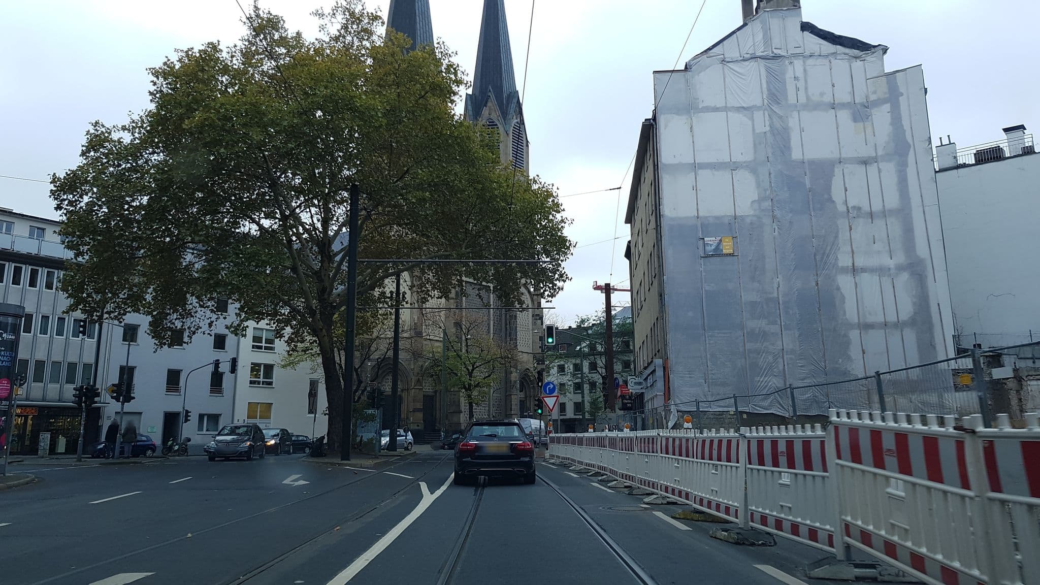 Street view near Fourty Three - Luxury Serviced Appartments, Düsseldorf — © rororo (CC BY-SA · Mapillary)