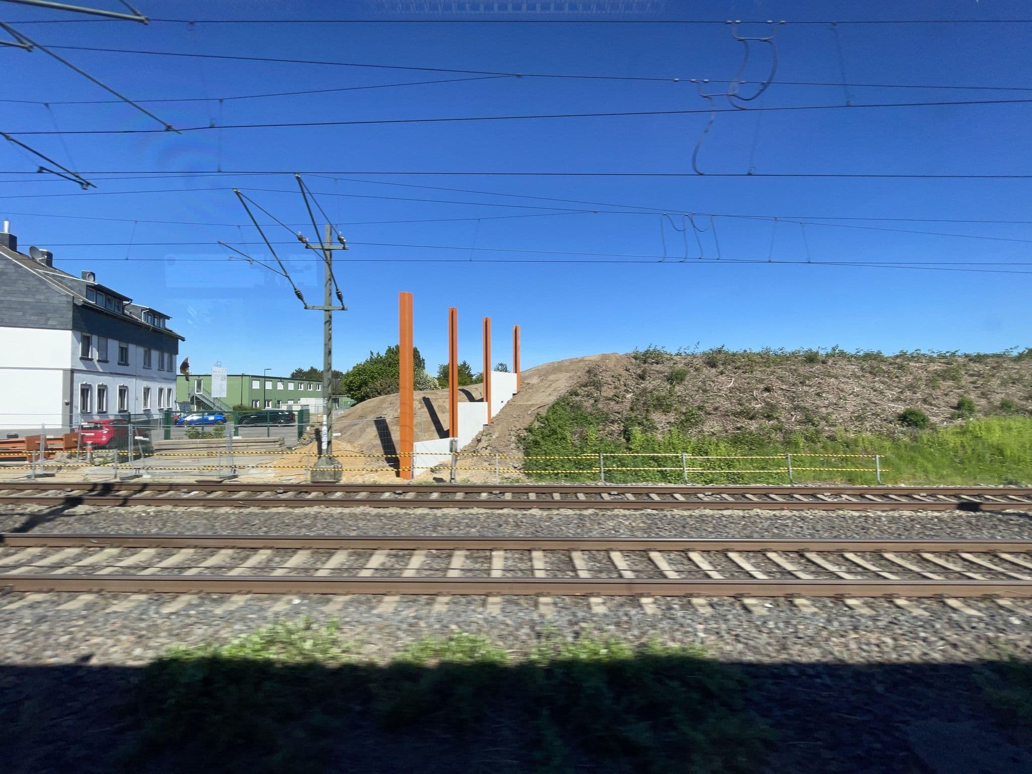 Street view near Airport apartment, Ratingen — © carlheinz (CC BY-SA · Mapillary)