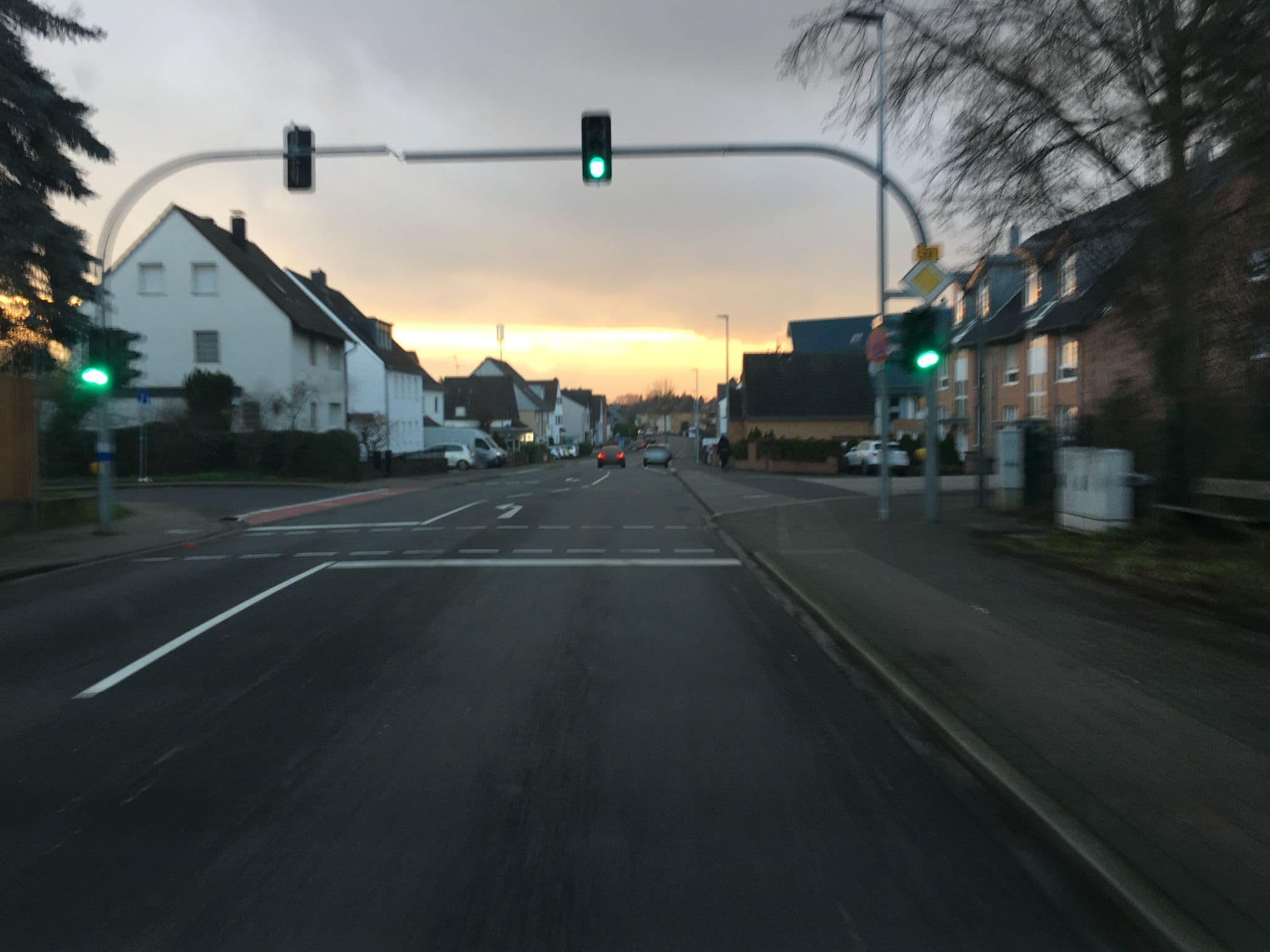 Street view near Gästezimmer Nagel, Bergisch Gladbach — © raymond (CC BY-SA · Mapillary)
