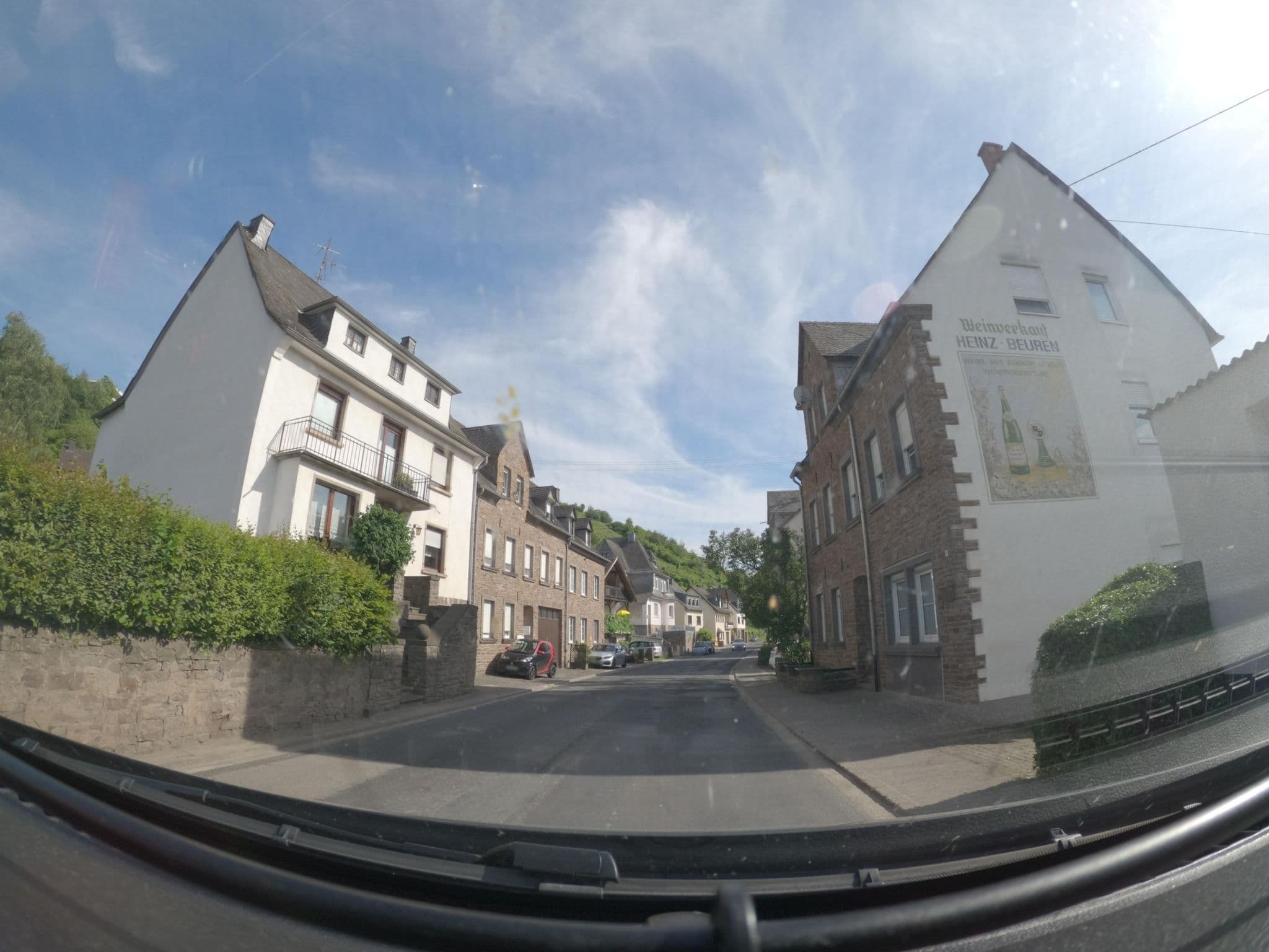 Street view near Haus-Born-Simon, Treis-Karden — © atze02 (CC BY-SA · Mapillary)