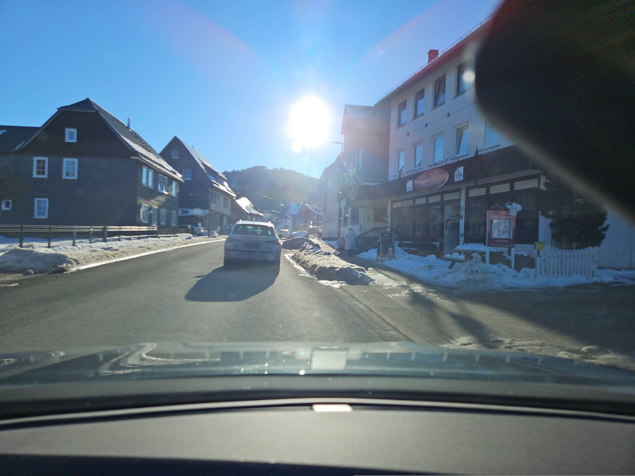 Street view near frühstück hotel niedersfeld, Willingen — © toho (CC BY-SA · Mapillary)