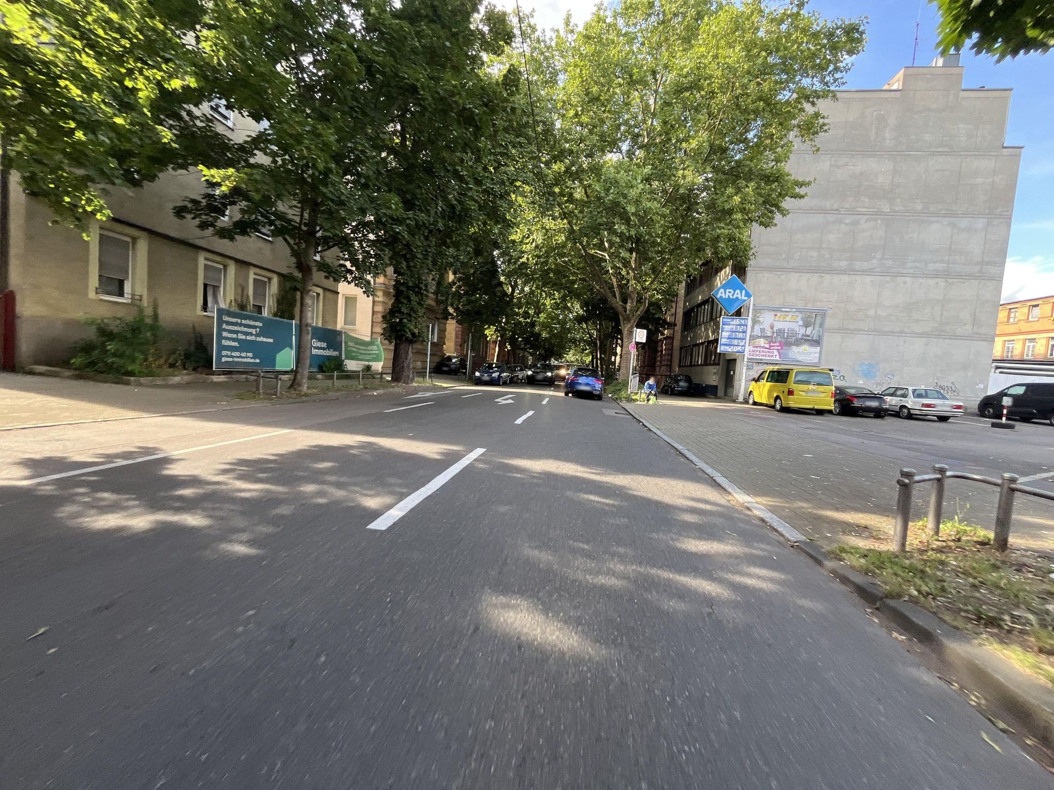 Street view near Privatzimmer Laila, Stuttgart-Ost — © tobi7524 (CC BY-SA · Mapillary)