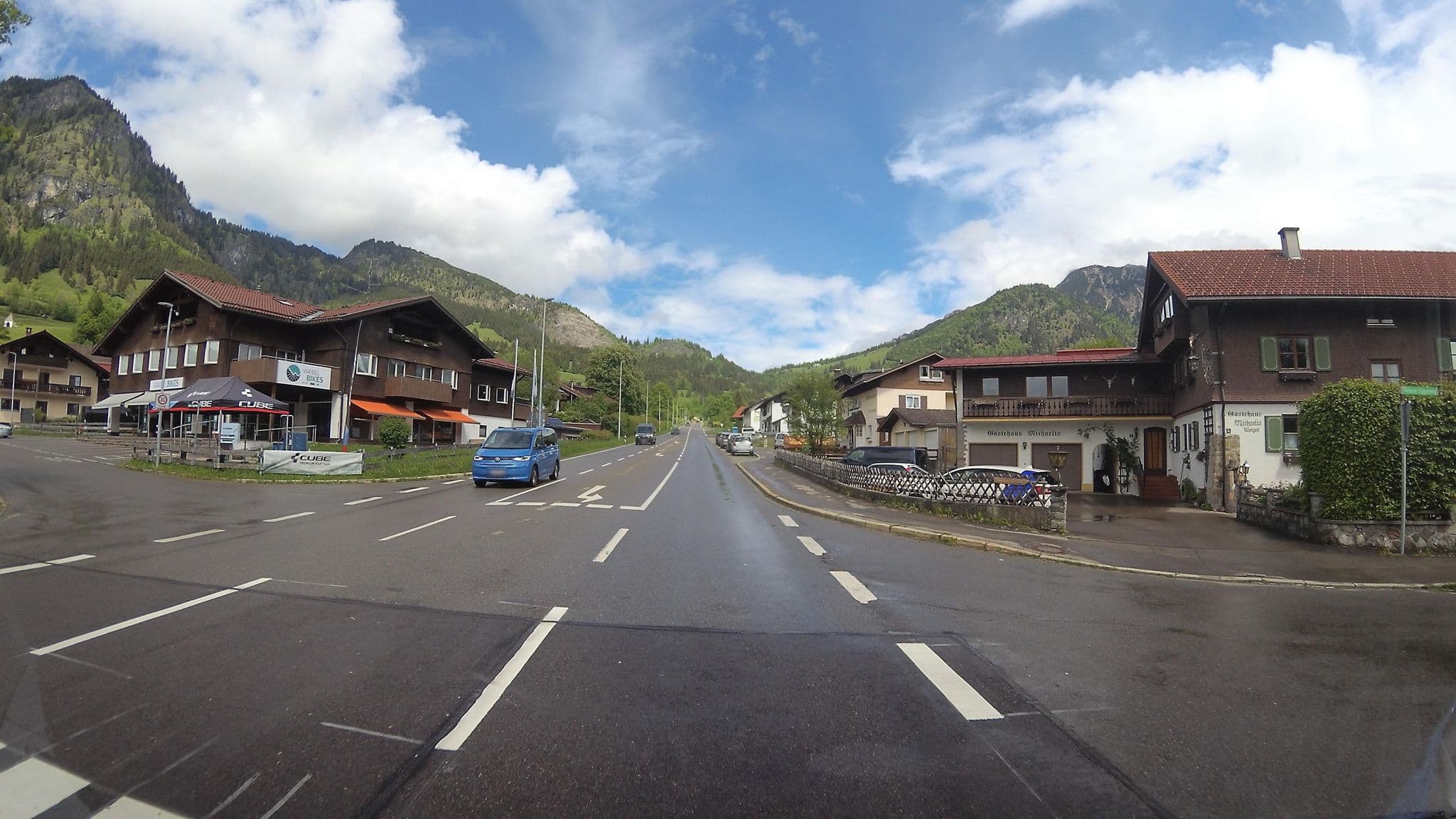 Street view near Hubertushof mit Wildalpe, Sonthofen — © teddy73 (CC BY-SA · Mapillary)