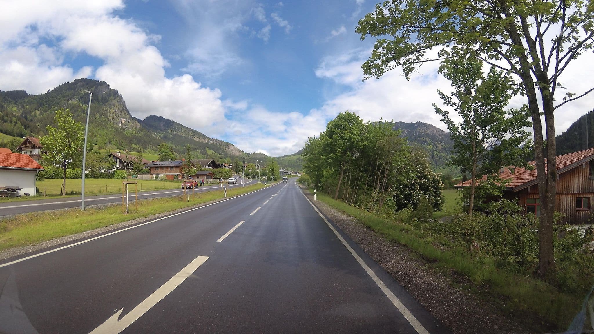 Street view near Gästehaus Hennenmühle, Sonthofen — © teddy73 (CC BY-SA · Mapillary)