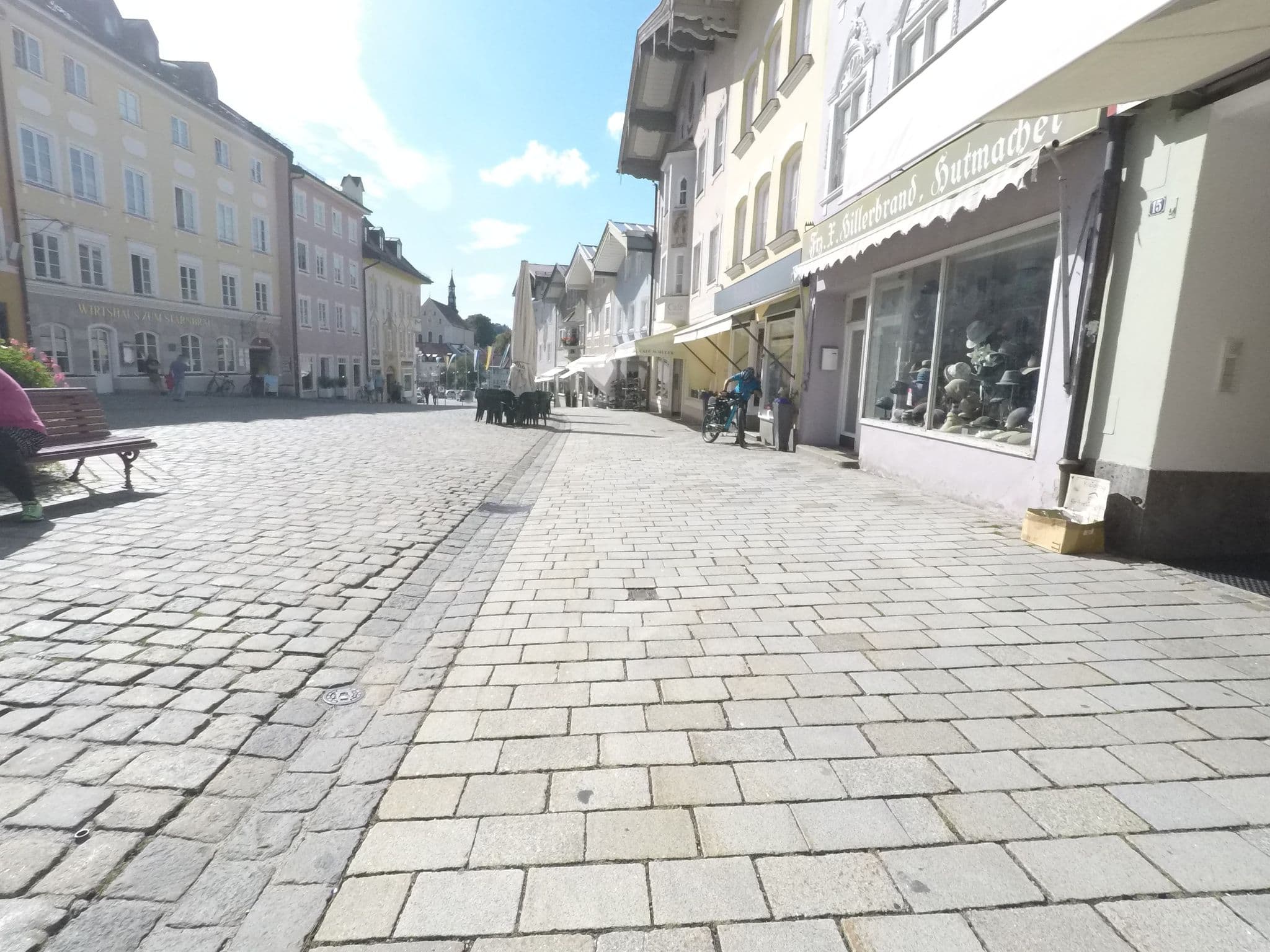 Street view near Pension Berghammer, Bad Tölz — © mapiman (CC BY-SA · Mapillary)