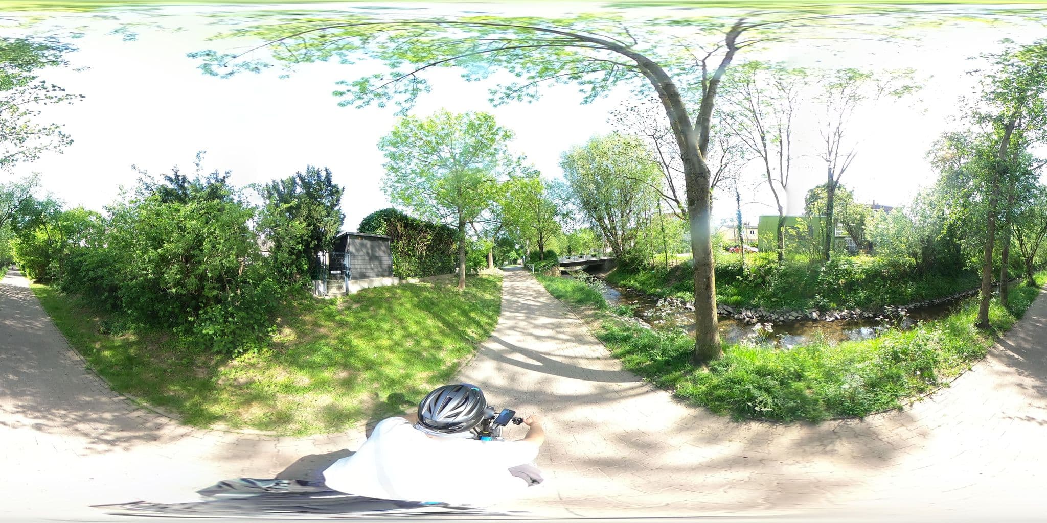 Street view near Waltz Henry, Bad Homburg vor der Höhe — © Planungsgesellschaft_RV-K (CC BY-SA · Mapillary)