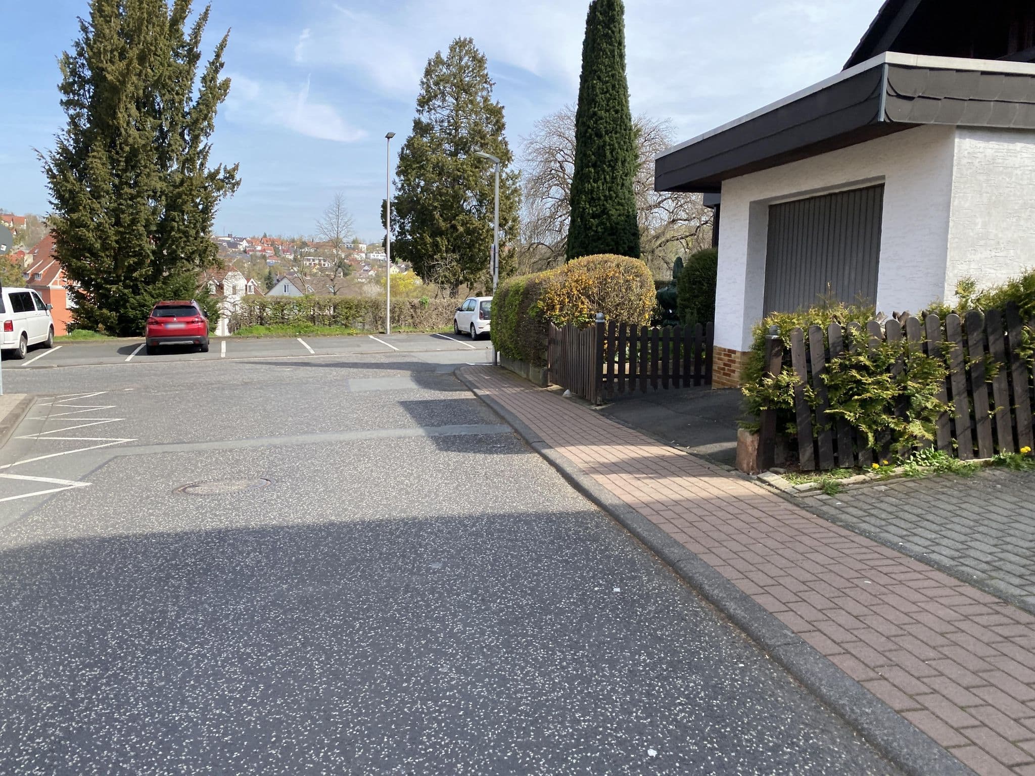 Street view near Ferienwohnung Gossel, Bad Wildungen — © troher15 (CC BY-SA · Mapillary)