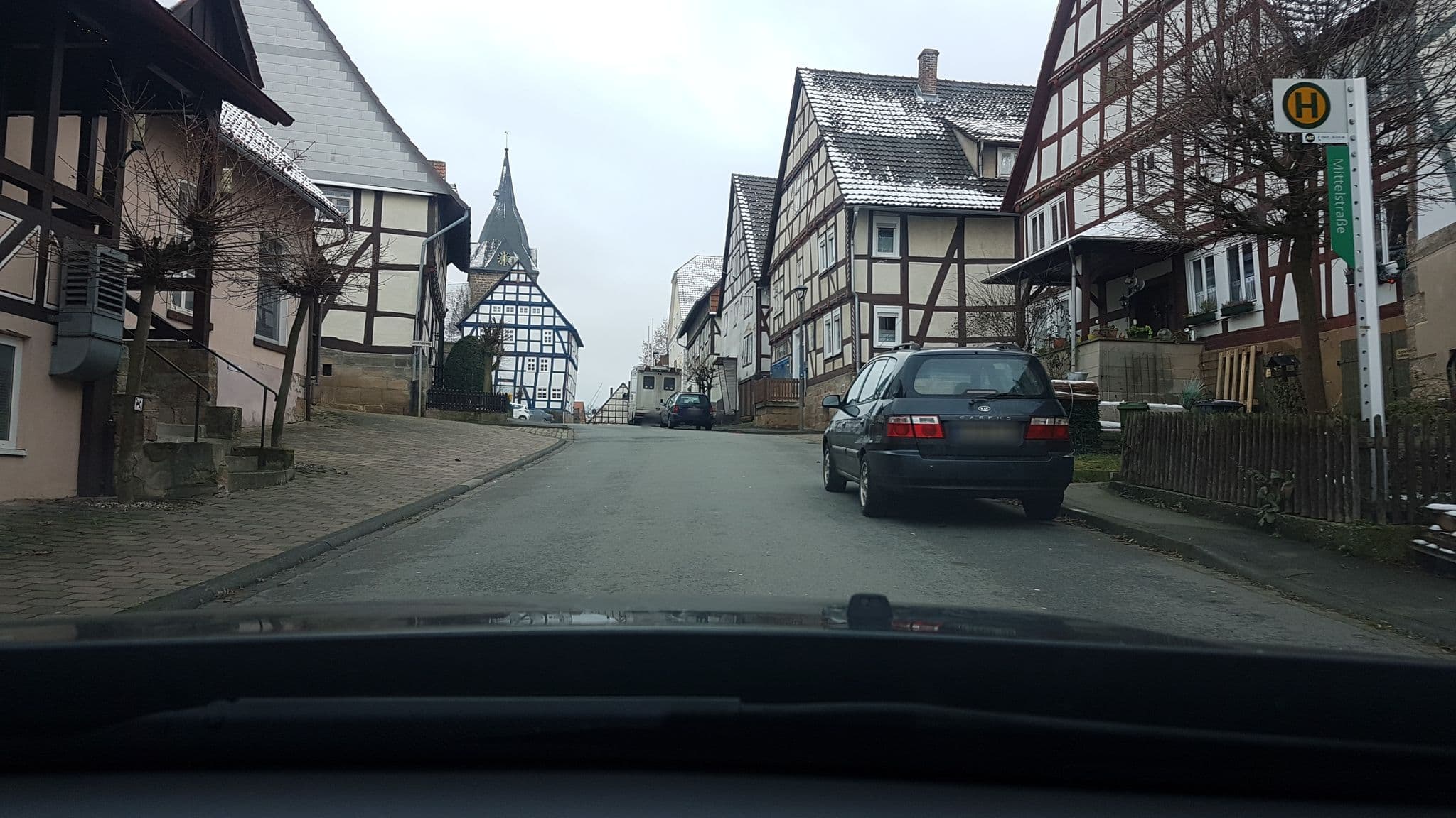 Street view near Kranz Landgasthof und Pension, Bad Arolsen — © rb61 (CC BY-SA · Mapillary)