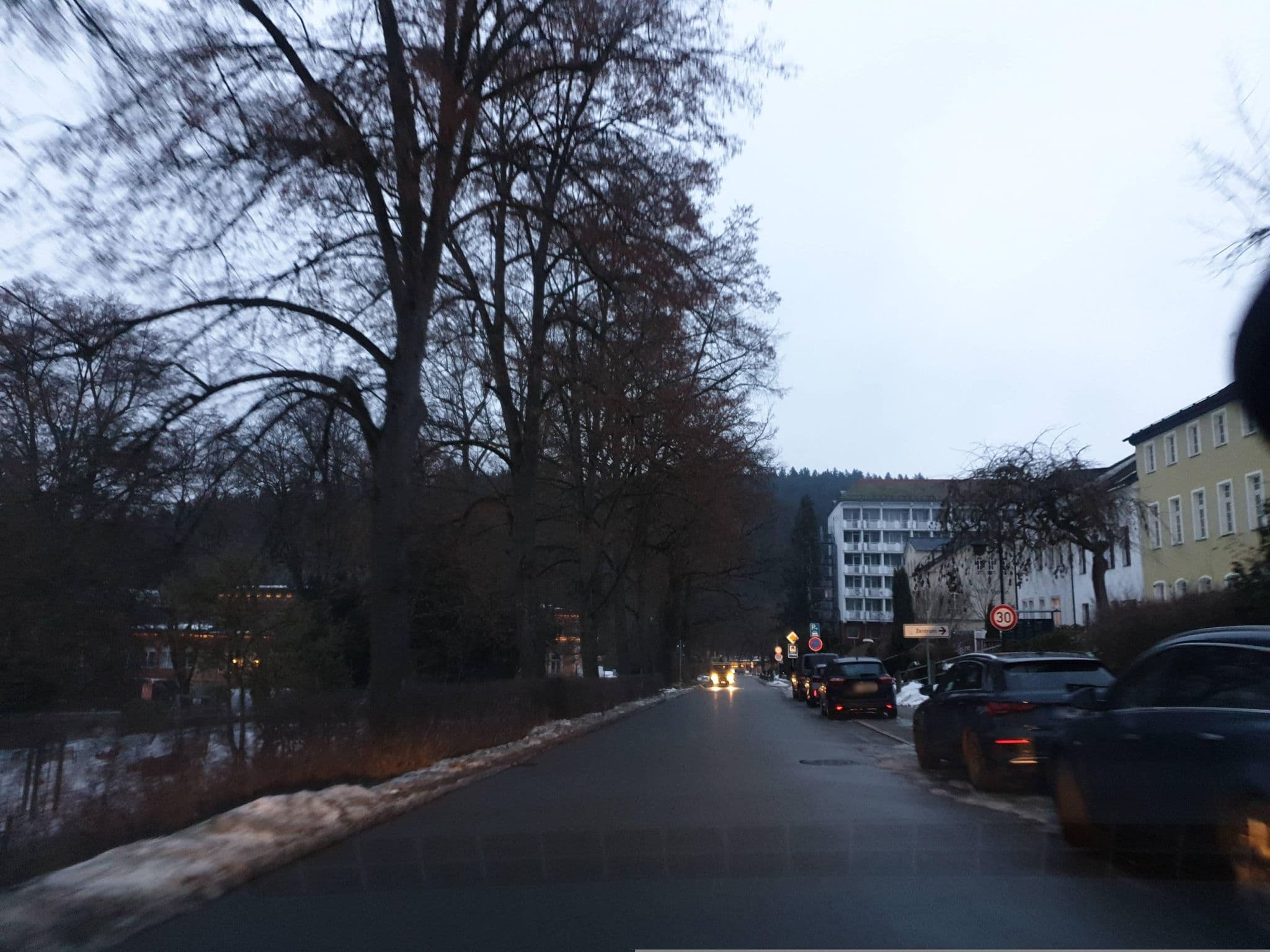 Street view near Pension Hoffnung, Bad Elster — © canislupus (CC BY-SA · Mapillary)