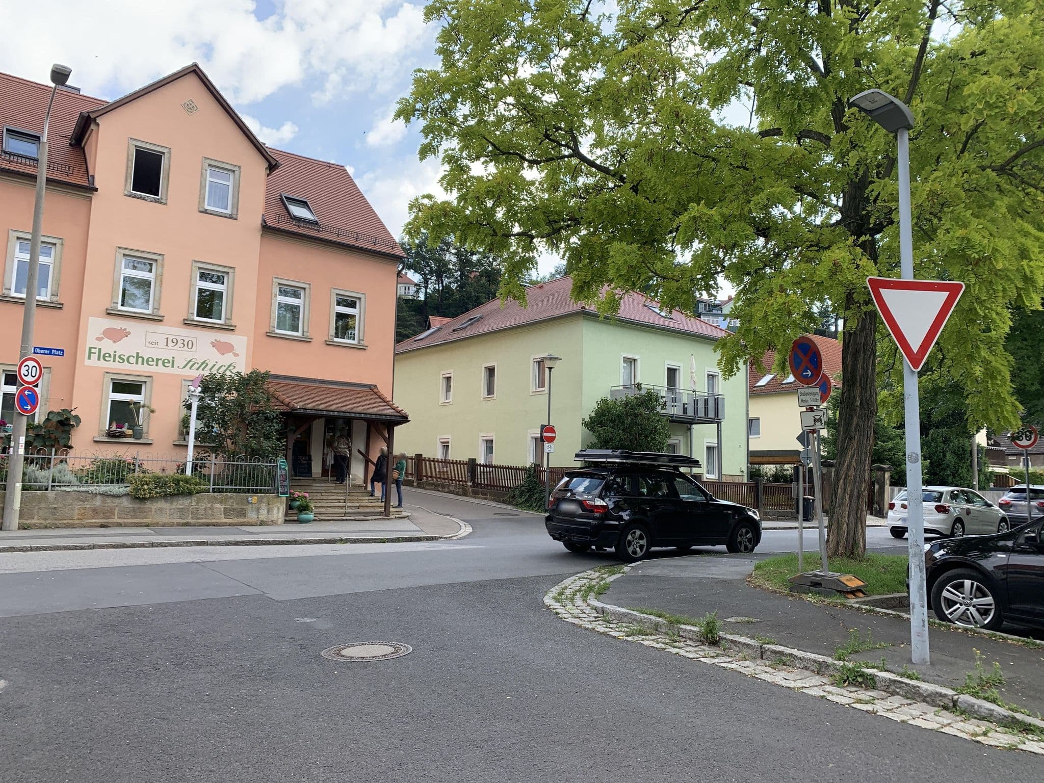 Street view near Ferienwohnung Susi & Andi, Pirna — © hasienda (CC BY-SA · Mapillary)