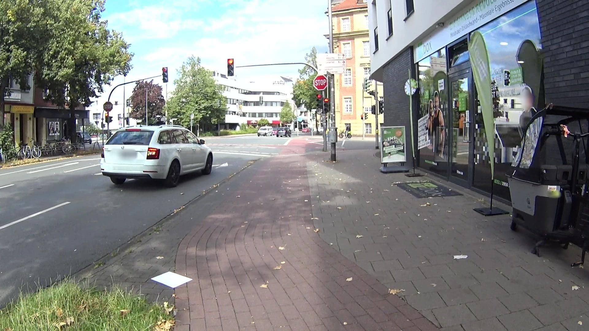 Street view near Frönd Hotel Garni, Münster — © Morina (CC BY-SA · Mapillary)