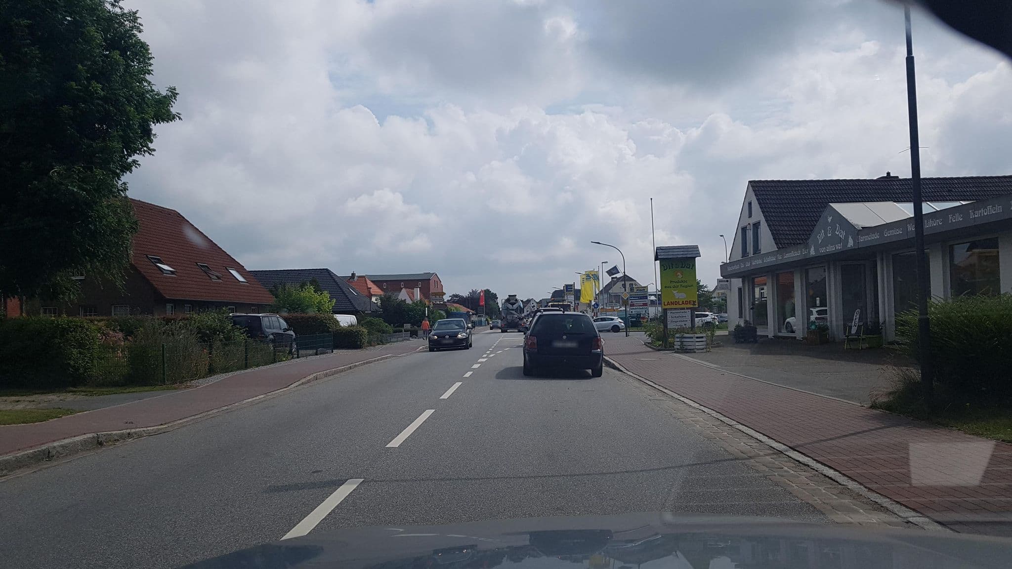 Street view near Feriendomizil zur Sonnenseite Bradtke, Garding — © dsmm (CC BY-SA · Mapillary)