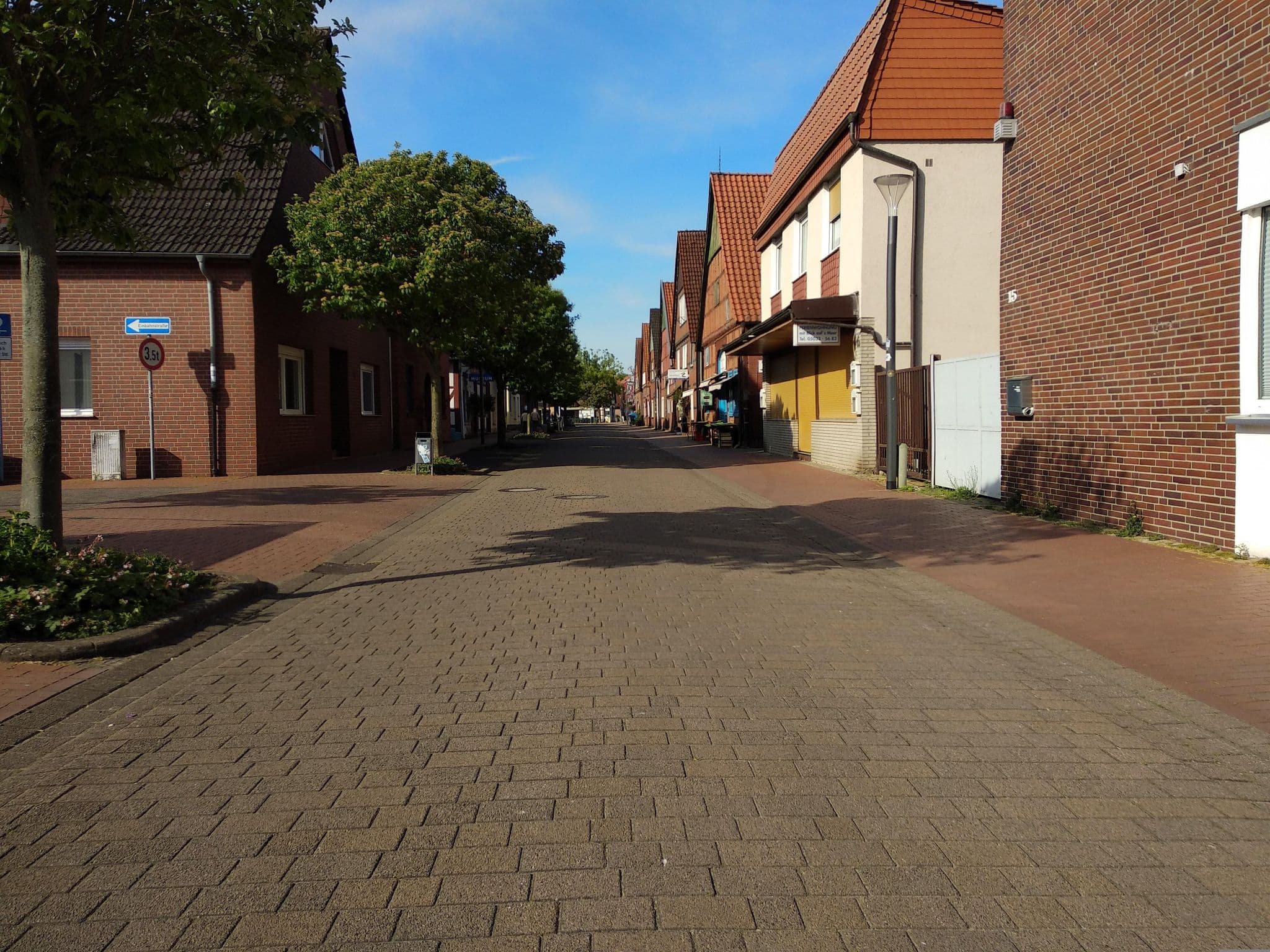 Street view near Hotel Seinsche Am Meer, Hagenburg — © steinm (CC BY-SA · Mapillary)