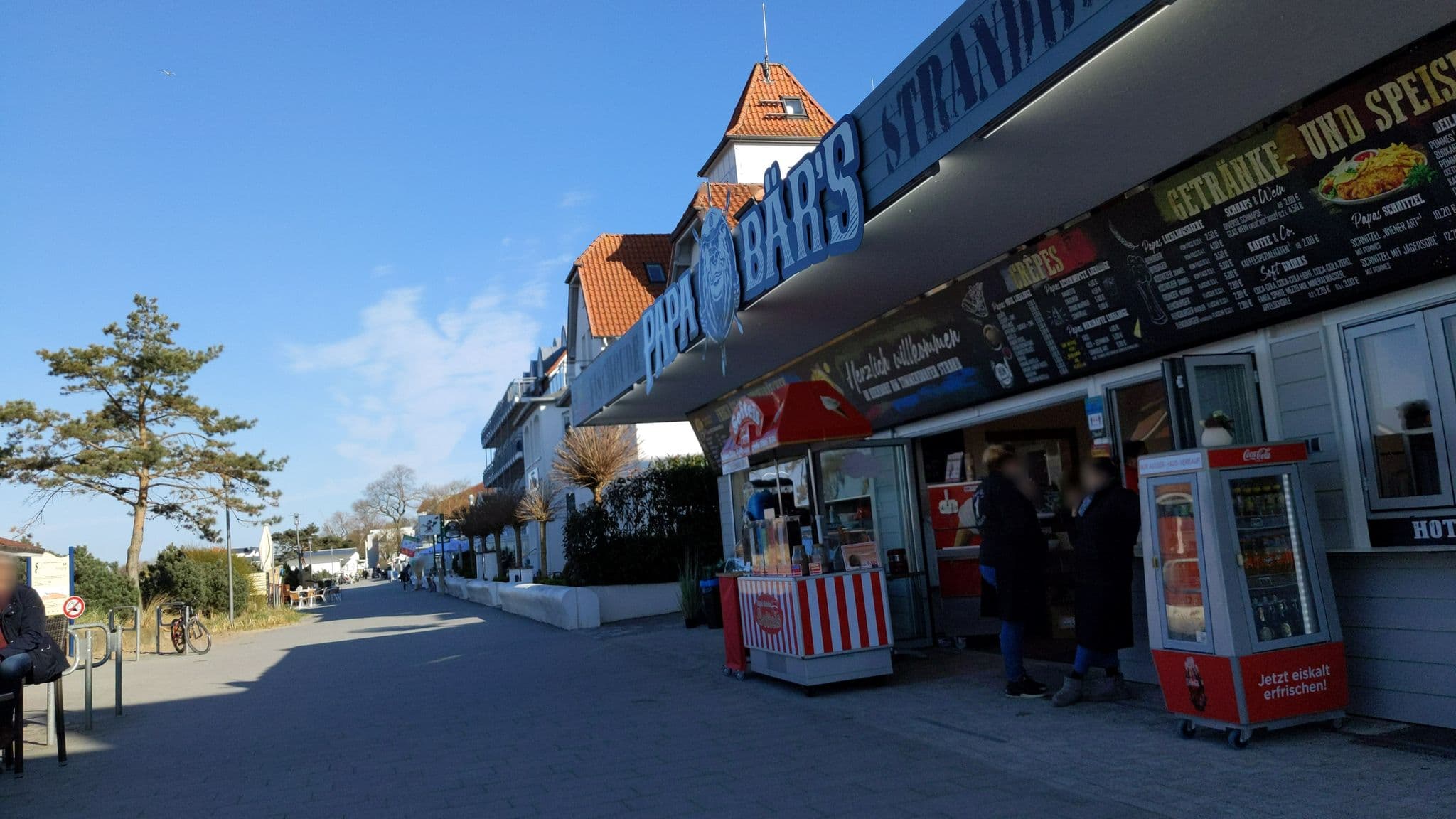 Street view near Strandhaus Brunhild, Timmendorfer Strand — © rasmustravemnde (CC BY-SA · Mapillary)
