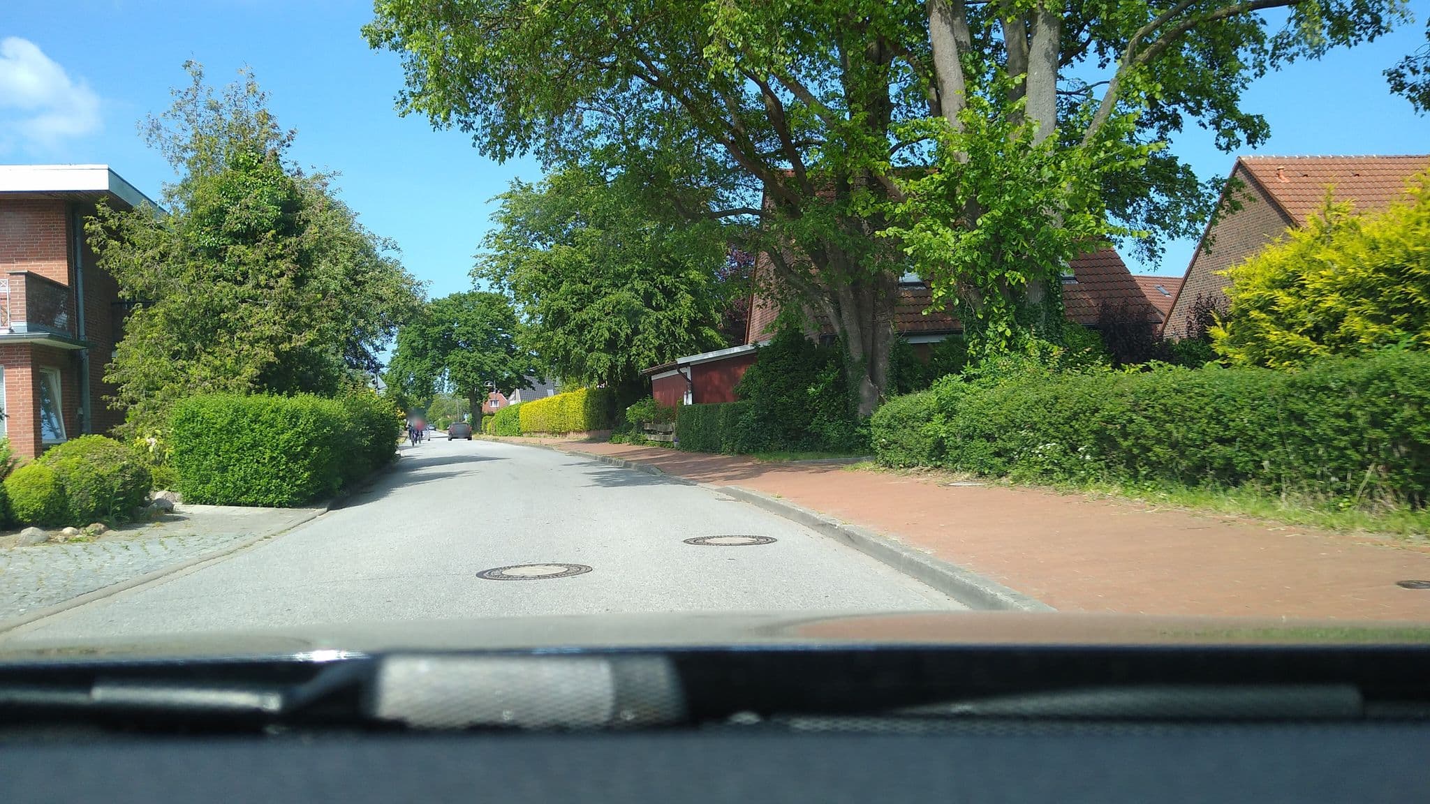 Street view near Fasanenhof Schwoon, Kellenhusen — © mike409 (CC BY-SA · Mapillary)