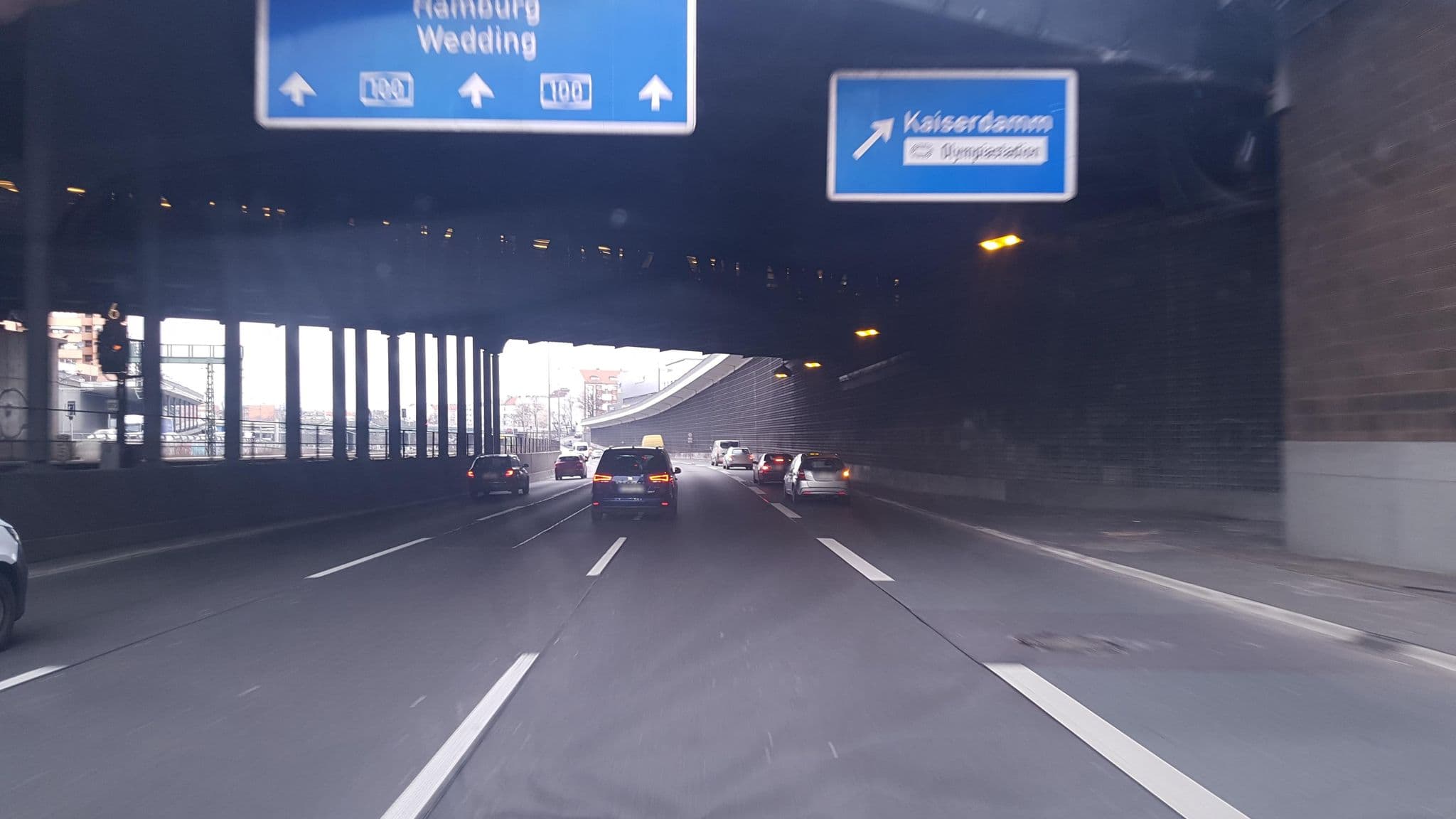 Street view near Bundesverband der Rentenberater, Charlottenburg — © dsmm (CC BY-SA · Mapillary)
