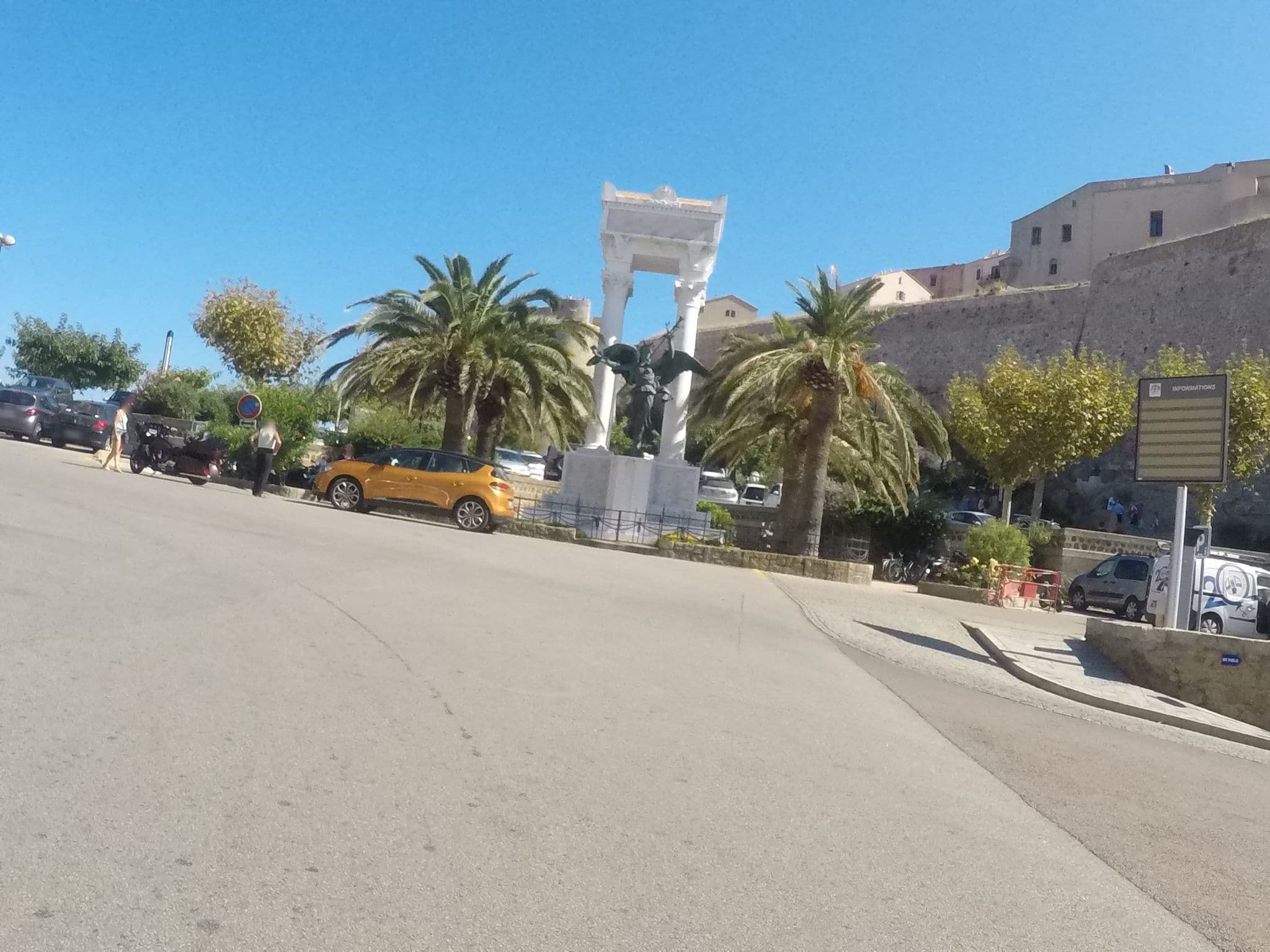 Street view near Hôtel Belvedere, Calvi — © kobykarin (CC BY-SA · Mapillary)