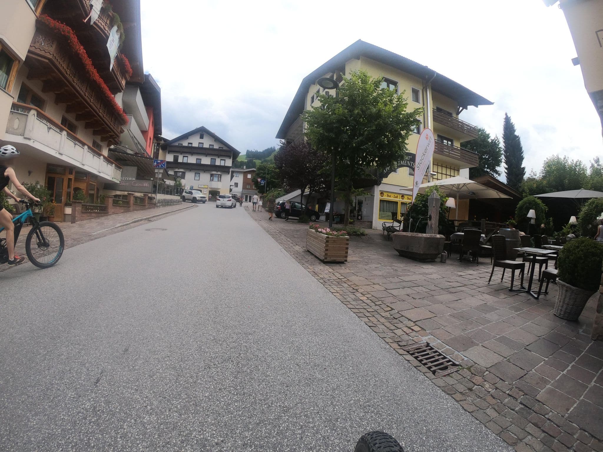 Street view near Hotel Stockerwirt, Reith im Alpbachtal — © vinisa (CC BY-SA · Mapillary)